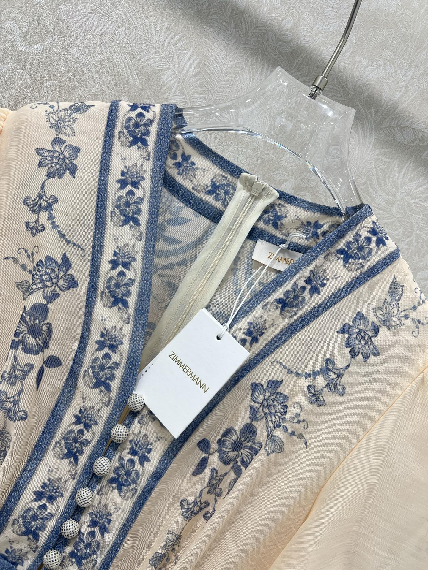 新出短款蓝色🩵🔥🔥Zimmerman*兹/默曼 25新款连衣裙 V领蓬蓬泡泡袖公主袖设计 搭配定制腰带 