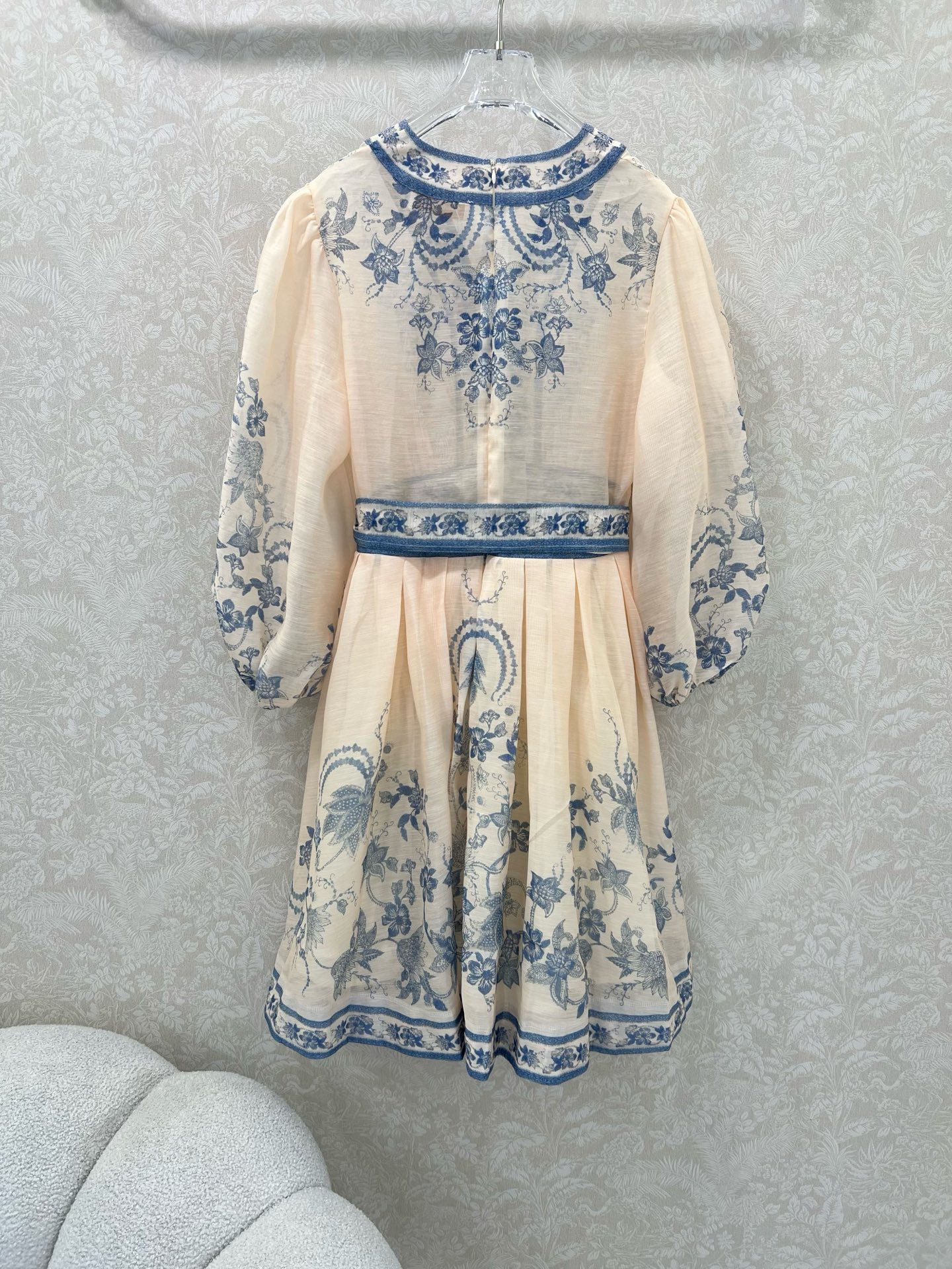 新出短款蓝色🩵🔥🔥Zimmerman*兹/默曼 25新款连衣裙 V领蓬蓬泡泡袖公主袖设计 搭配定制腰带 