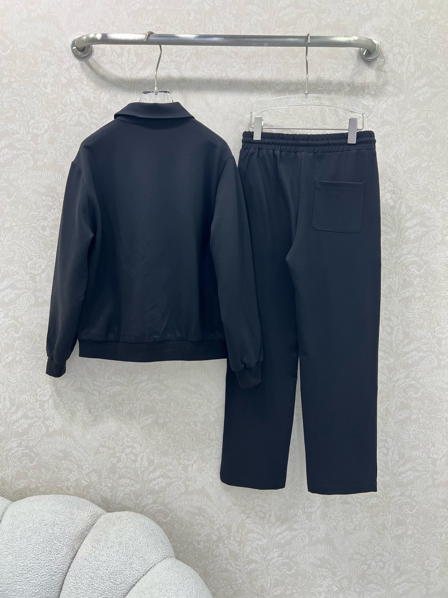 🔥🔥 FEND*25新款套装 双面连帽拉链外套➕直筒长裤的组合  定制拉链头 内里双F老花印花 外套双面