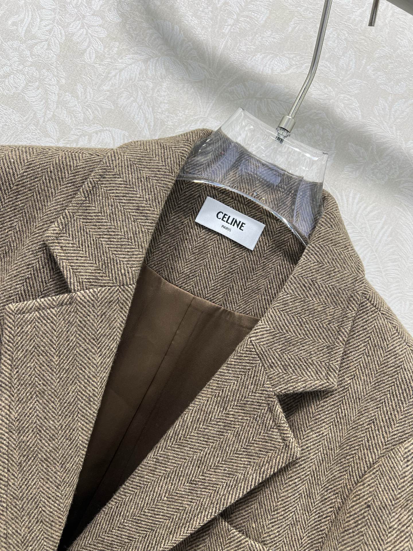 外套细节🔥🔥 CELIN* 25新款套装 含羊毛西装外套➕百褶半裙  超火爆的美拉德色系 老钱风穿搭 定