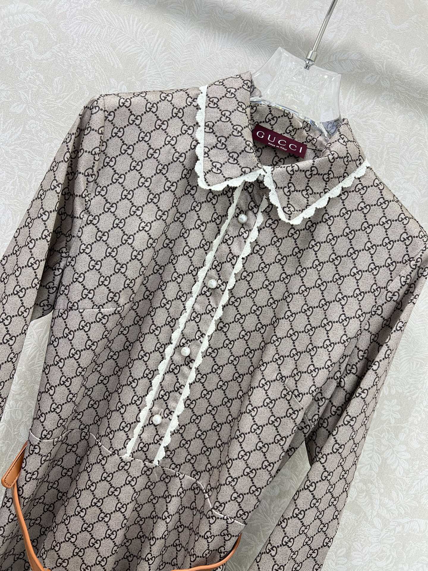 🔥🔥 Gucc*25新款经典双G logo 印花拼蕾丝花边衬衣式连衣裙 经典花色永不过时 这款气质甜美高