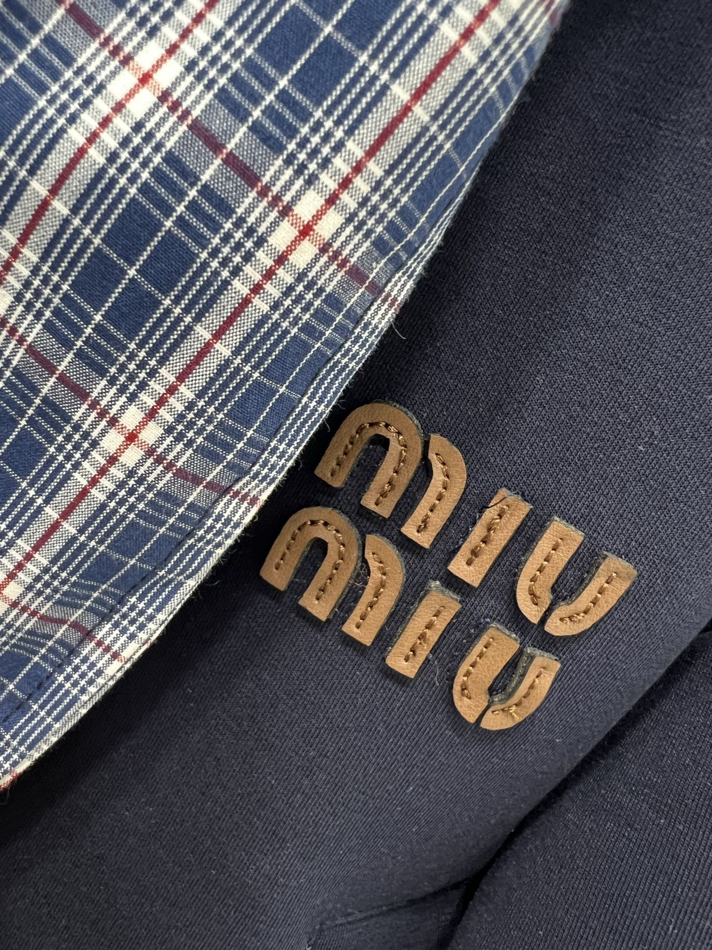 🔥🔥miumi*25新款气质假两件设计拼色卫衣套装！复古风甜妹减龄运动少女连帽外套搭配超短半裙一套上身绝