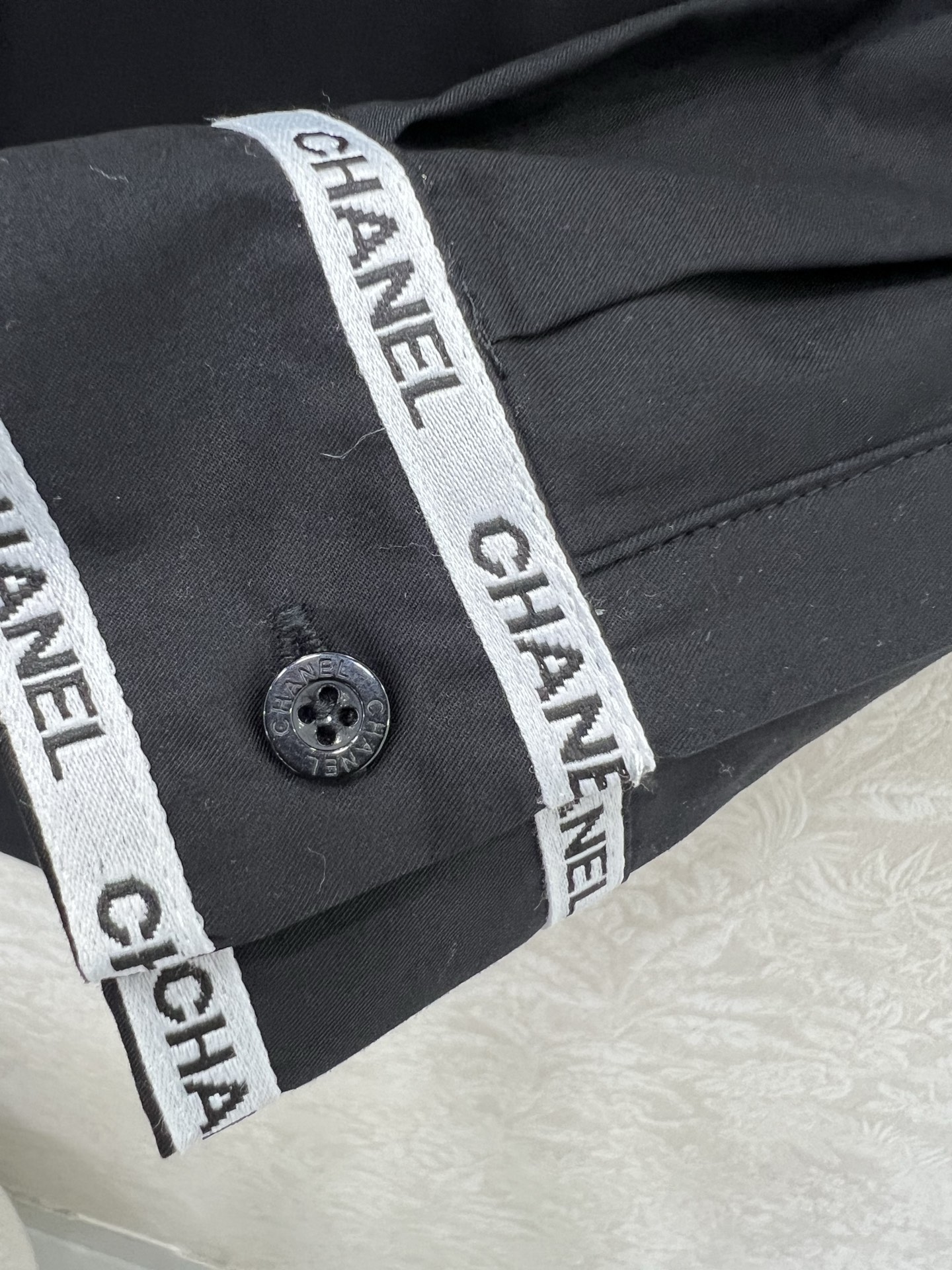 🔥🔥chan*l 25新款翻领长袖配丝巾衬衣 定制双c印花丝巾 可拆卸单独搭配 全新定制YB棉 前排扣设