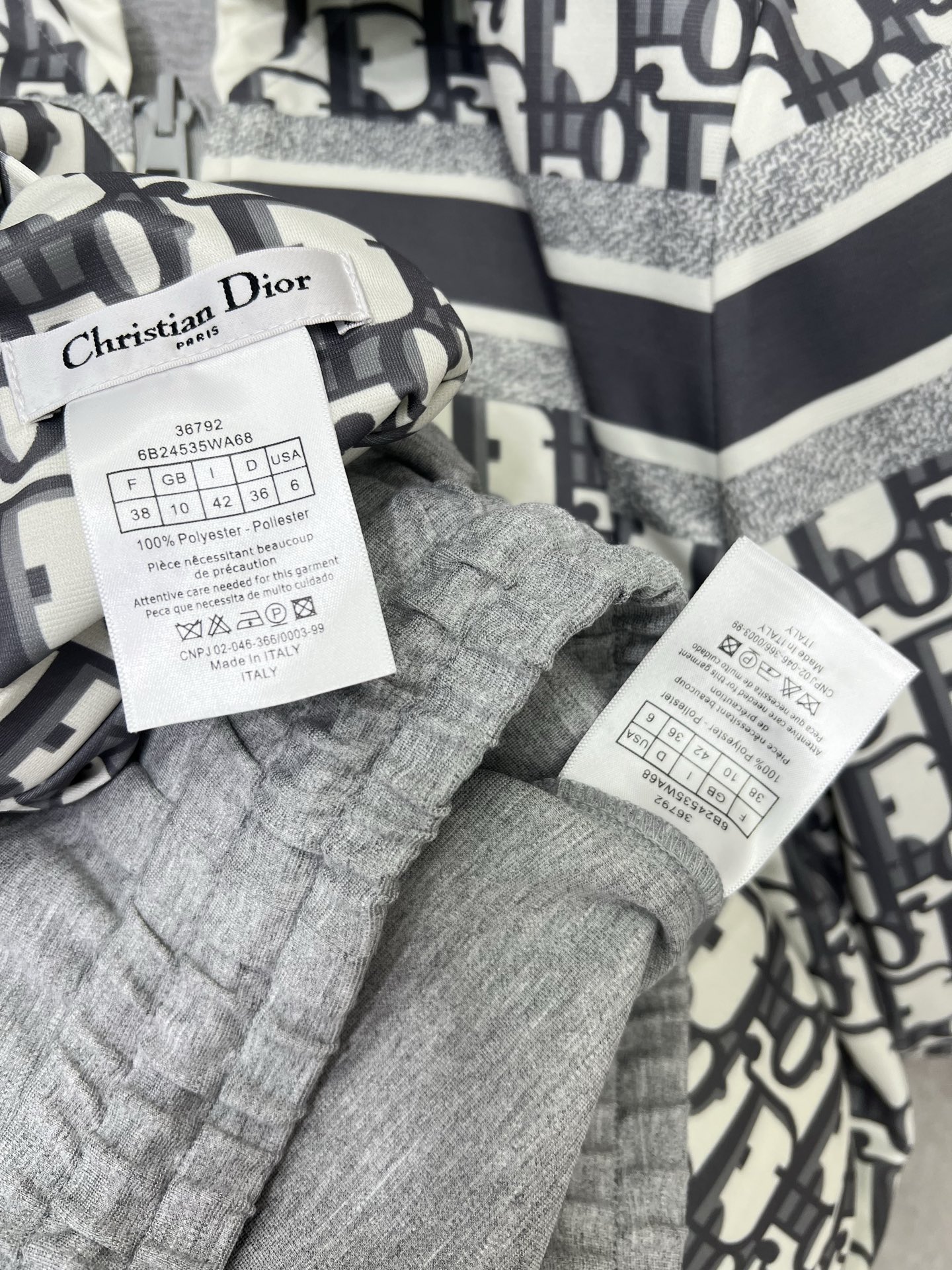 外套双面可穿🔥🔥 DIO*迪/奥25新款套装双面海军风披肩拉链外套➕阔腿长裤的组合  外套小蜜蜂绣花 内