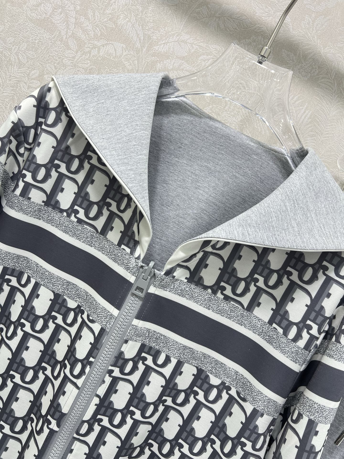 外套双面可穿🔥🔥 DIO*迪/奥25新款套装双面海军风披肩拉链外套➕阔腿长裤的组合  外套小蜜蜂绣花 内