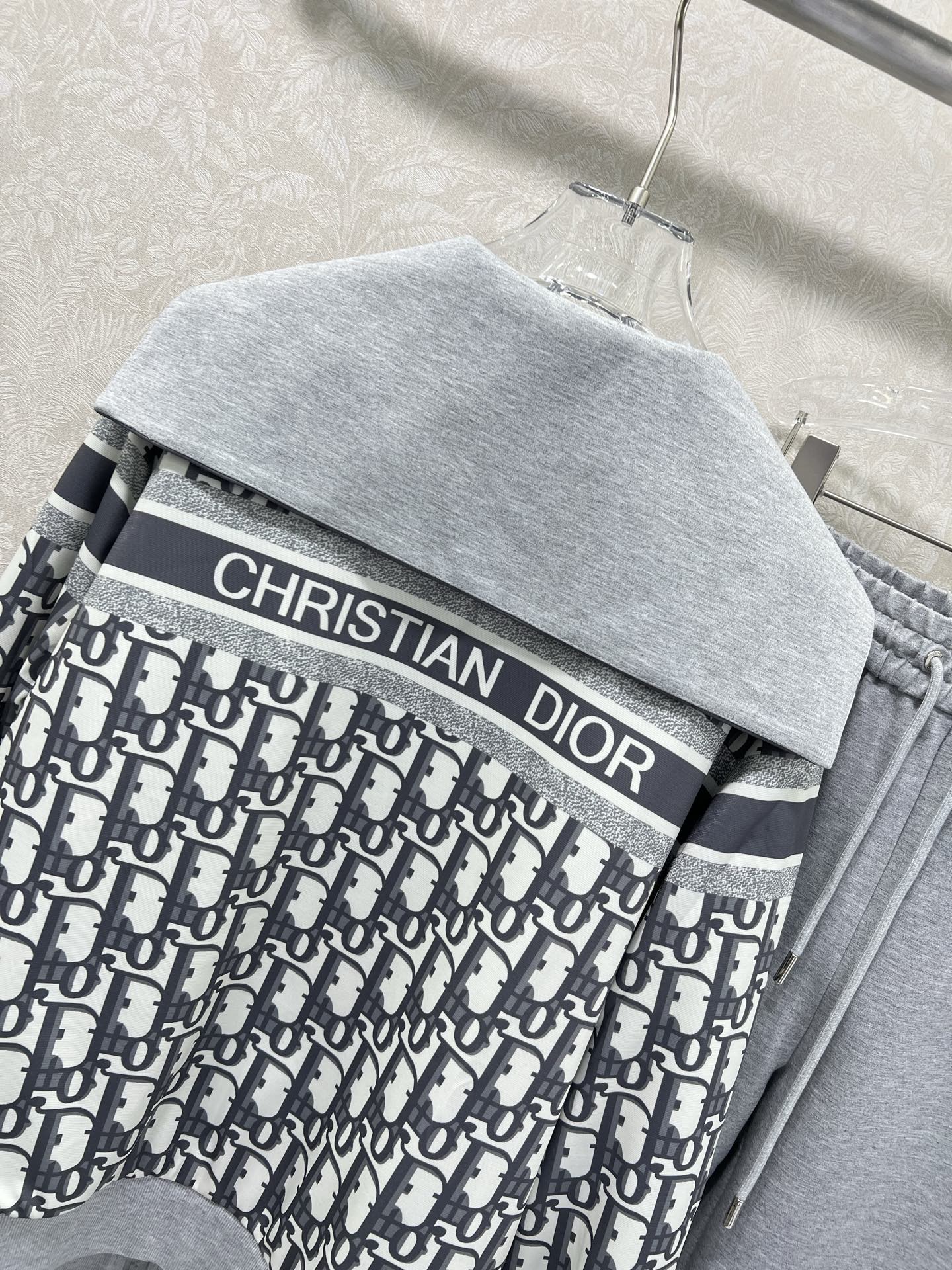 外套双面可穿🔥🔥 DIO*迪/奥25新款套装双面海军风披肩拉链外套➕阔腿长裤的组合  外套小蜜蜂绣花 内