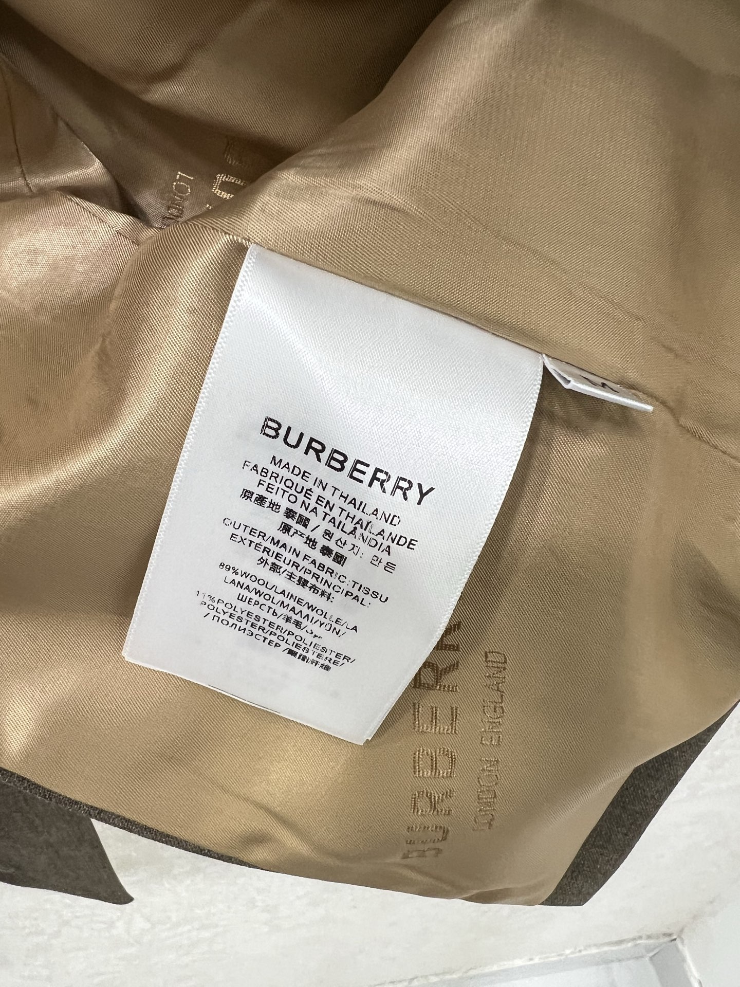 🔥🔥Burber*y25新款羊毛西装外套 行走的高定，长期主义老钱风穿搭，独家定制面料羊绒西装外套。进口