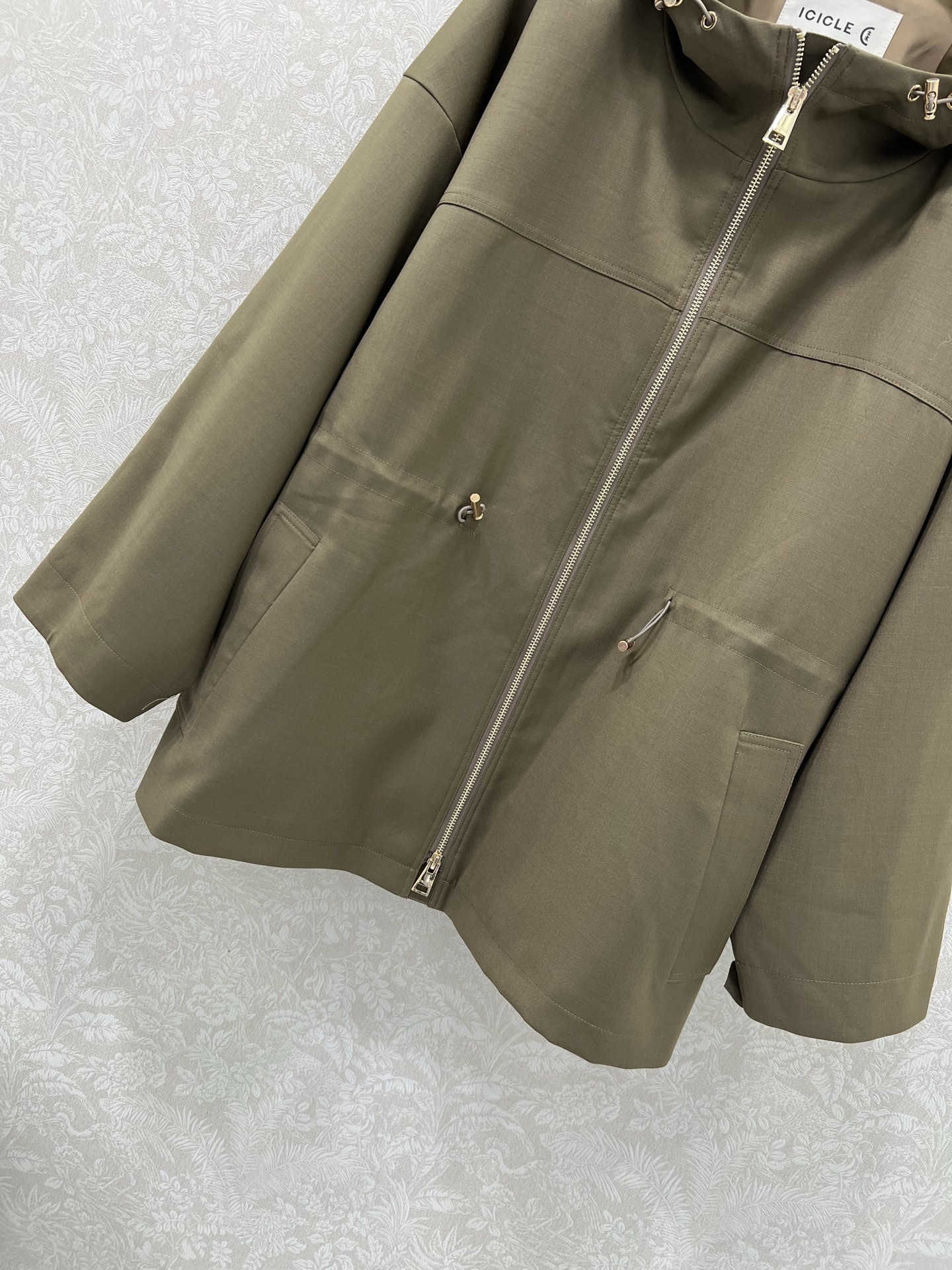 🔥🔥ICICLE 25新款丝毛外套 行走的高定，长期主义老钱风穿搭，独家定制丝毛面料 连帽宽松版型 腰部