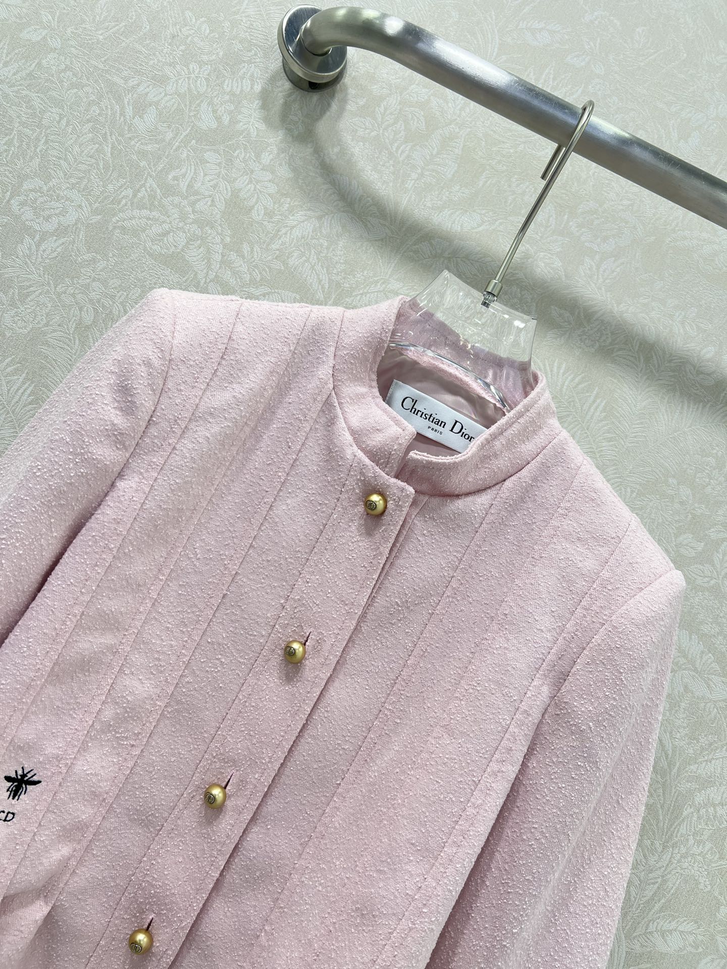 🔥🔥Dio*25新款立领排扣荷叶摆外套 高级又时髦的马卡龙配色 定制CD珍珠扣 立体剪裁版型上身显瘦绝绝