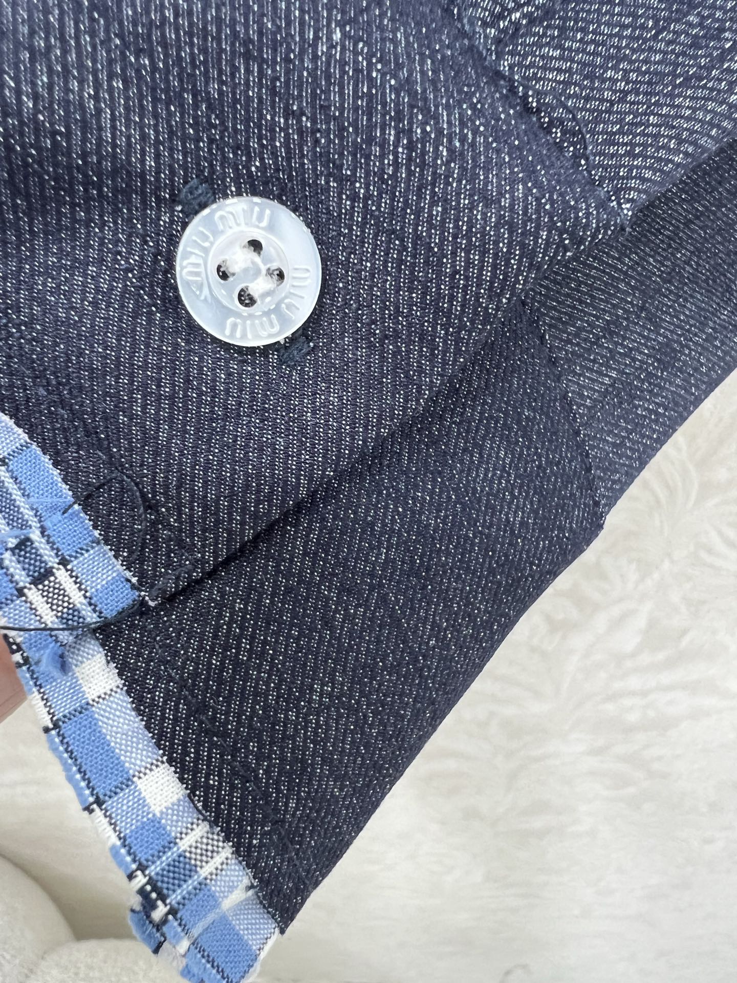 🔥🔥miumi*25新款拼蓝格翻领长袖衬衣 超火爆的蓝格子系列 胸前口袋字母刺绣徽标 撞色polo领单排