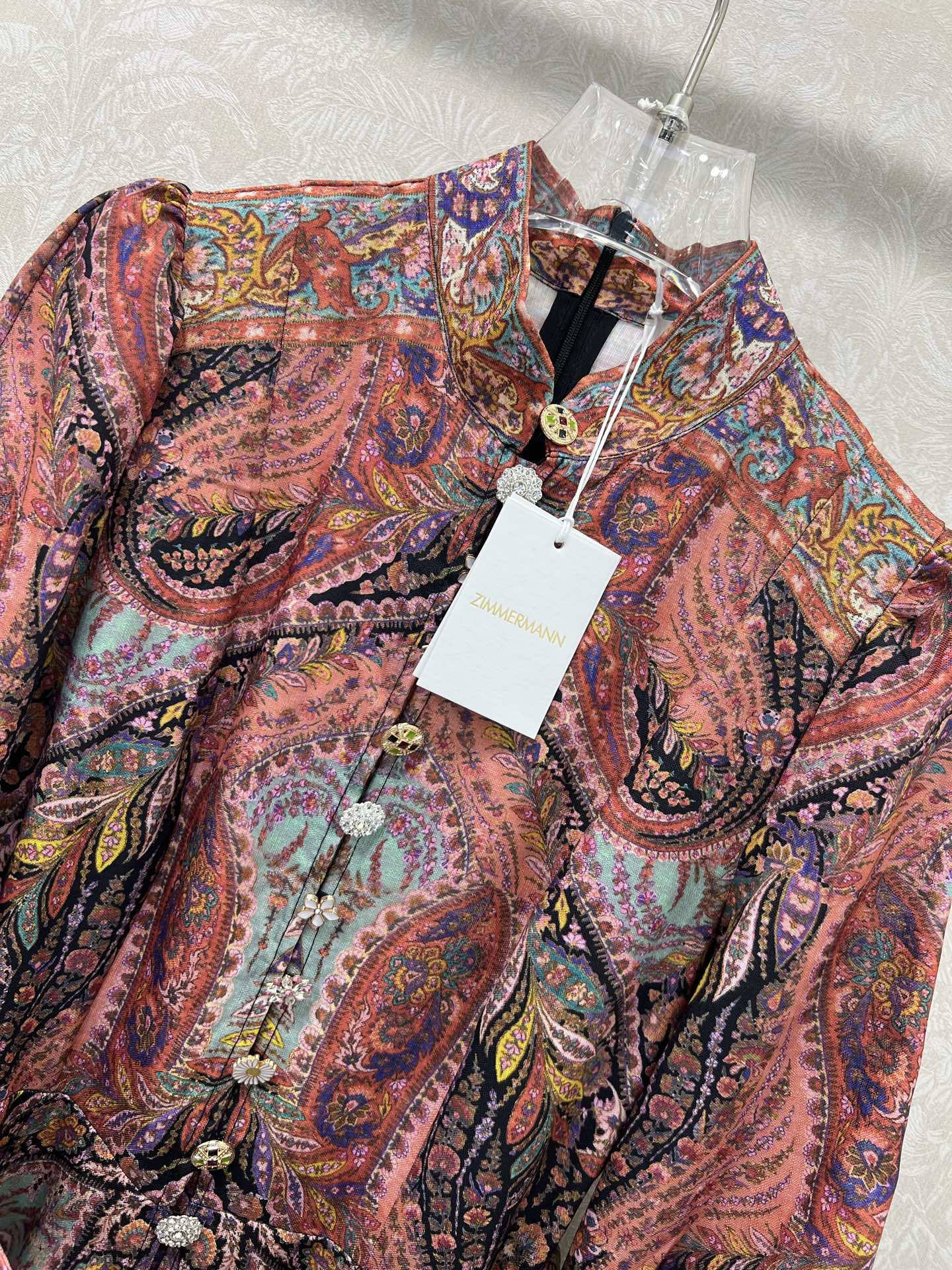 🔥🔥Zimmerman*兹/默曼 25新款定位印花系列 同步上新啦~长款‼️连衣裙 小立领和灯笼袖设计 