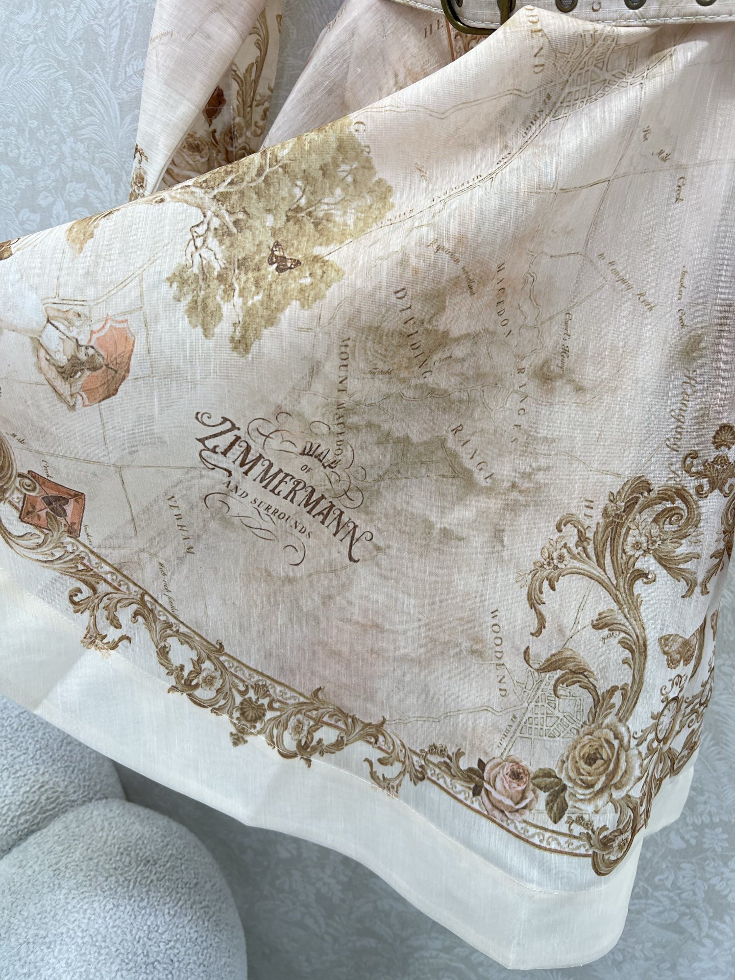 🔥🔥Zimmerman*兹/默曼 25新款定位花翻领长袖连衣裙 灯笼袖设计前襟单排本布包扣设计 袖口收紧