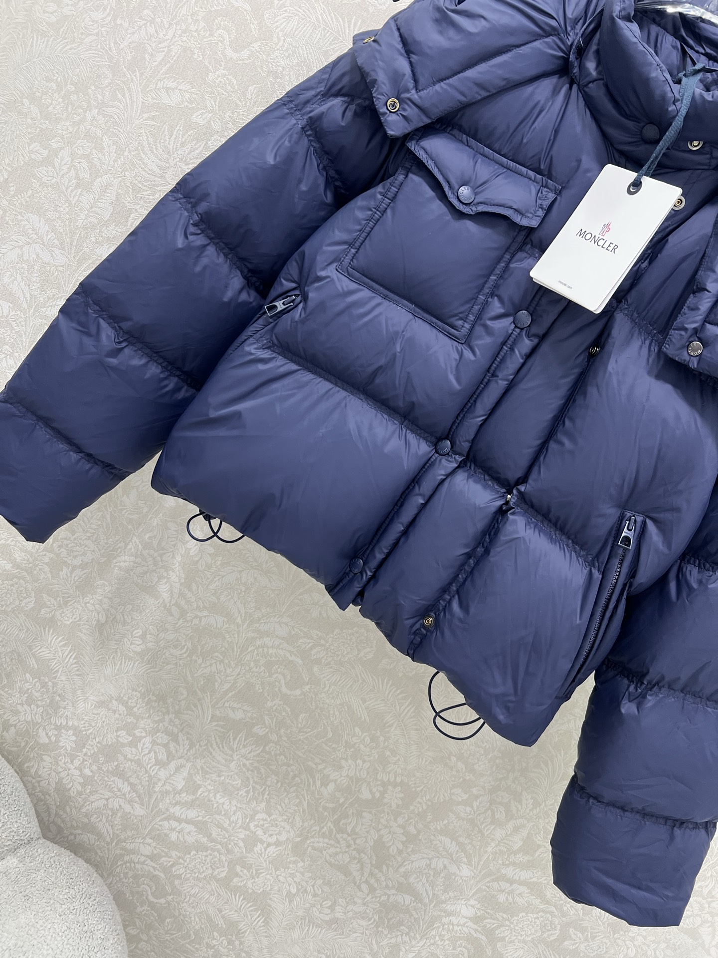 🔥🔥Moncle* 25新款可拆卸连帽立领羽绒服！ 高版出品！白鹅绒填充内里时髦不显臃肿 立领➕可拆卸连