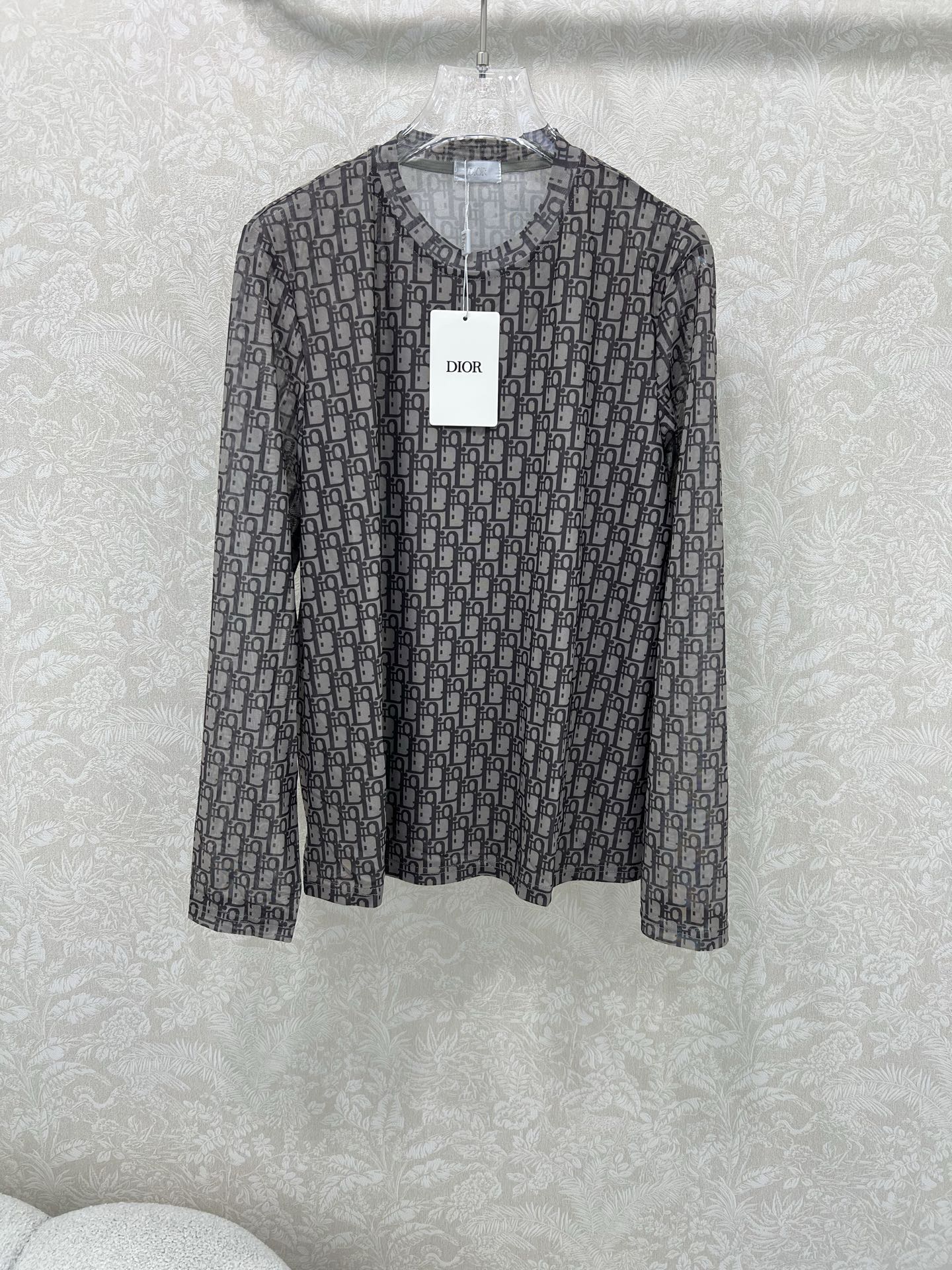 🔥🔥DIO* 25新款网纱打底衫~满幅老花字母logo印花 网纱面料亲肤又透气 超级轻薄 单看不起眼 但