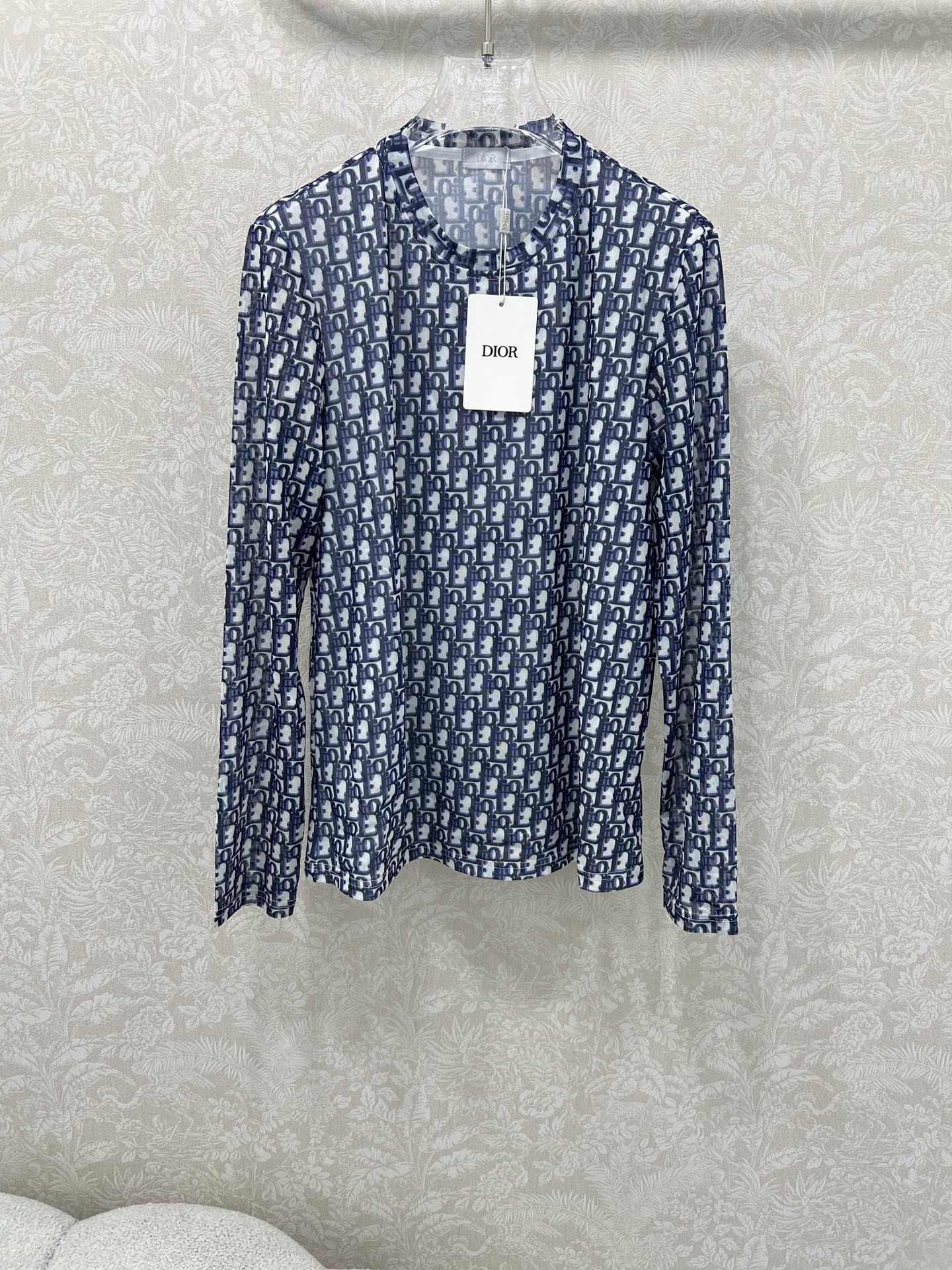 🔥🔥DIO* 25新款网纱打底衫~满幅老花字母logo印花 网纱面料亲肤又透气 超级轻薄 单看不起眼 但