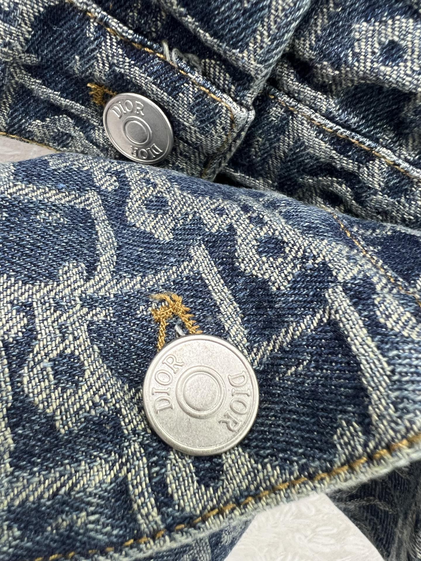 🔥🔥DIO* 25新款提花套装 外套➕短裤裤的组合 定制D字母提花牛仔面料 质感高级 品相十足 通体提花