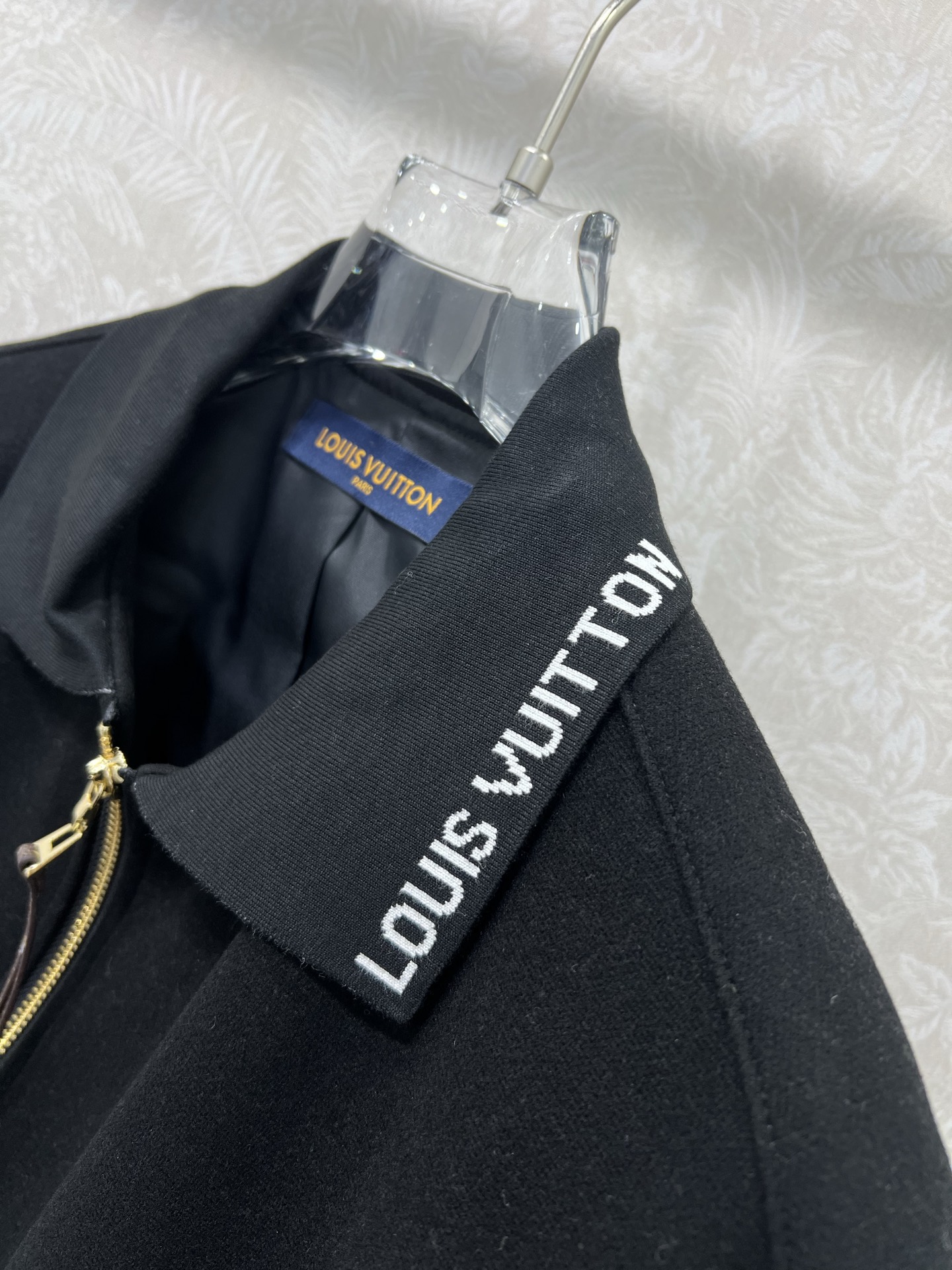 🔥🔥Louis Vuitto*25新款螺纹领毛呢夹克外套 领边字母点缀 定制老花拉链头 袖口弹性松紧贴合