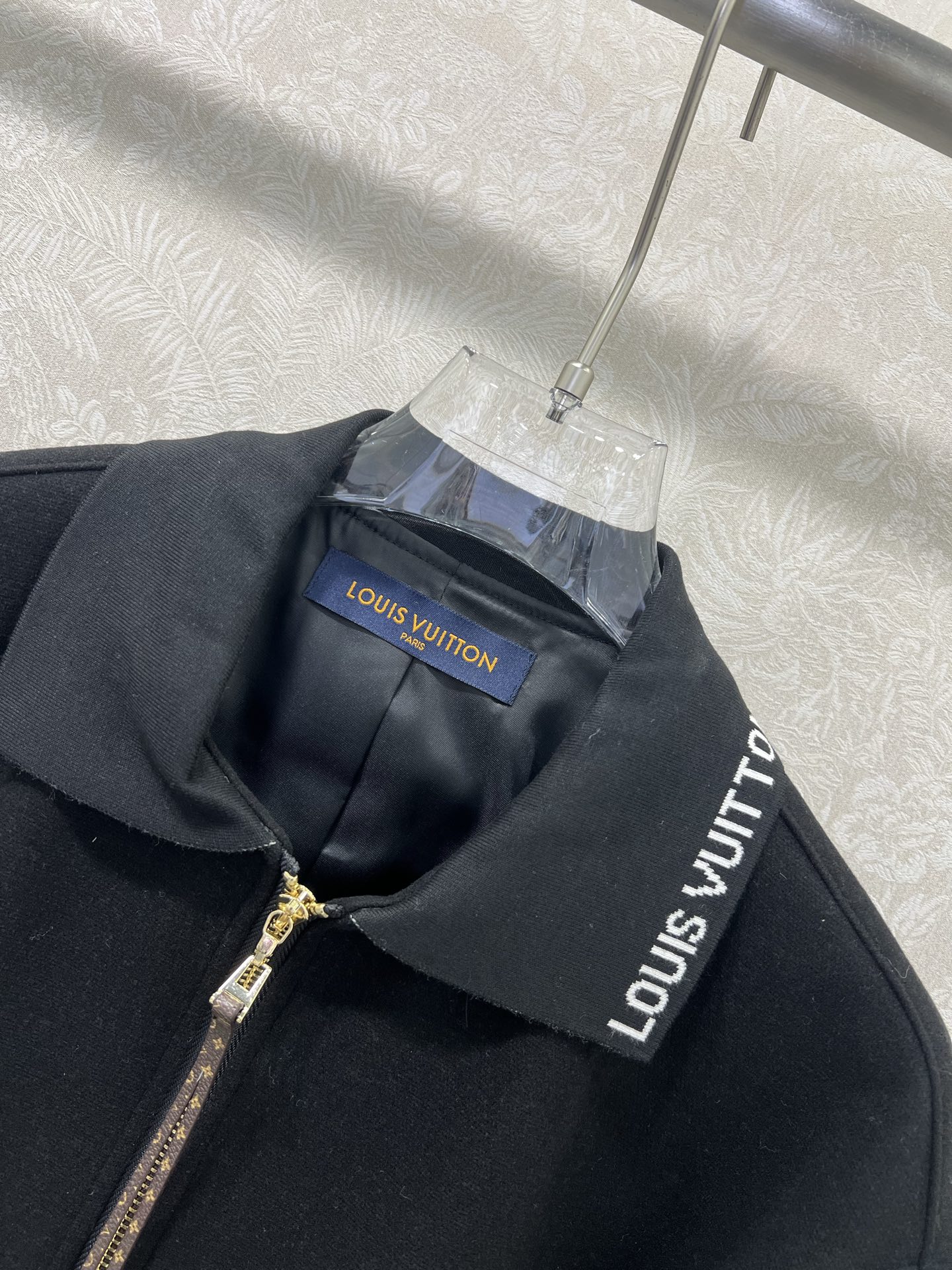 🔥🔥Louis Vuitto*25新款螺纹领毛呢夹克外套 领边字母点缀 定制老花拉链头 袖口弹性松紧贴合