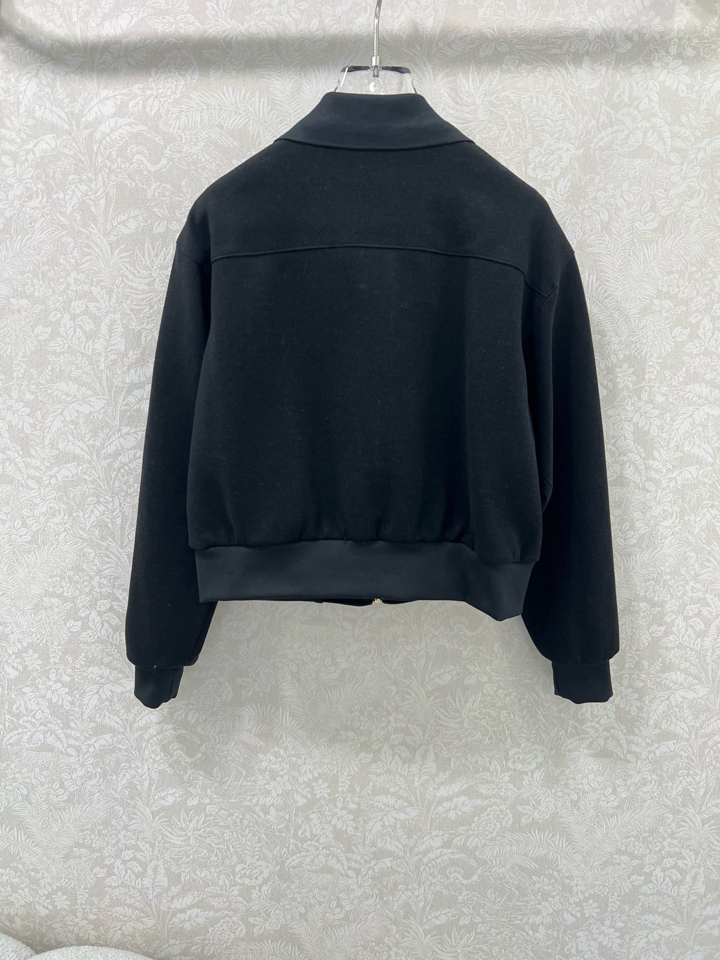 🔥🔥Louis Vuitto*25新款螺纹领毛呢夹克外套 领边字母点缀 定制老花拉链头 袖口弹性松紧贴合