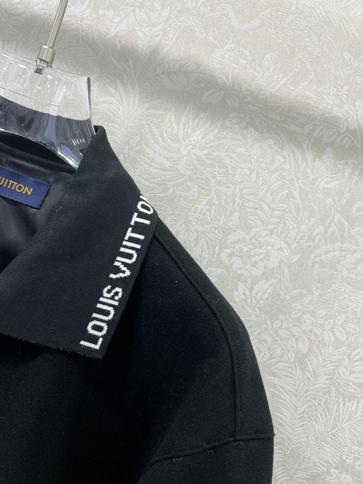 🔥🔥Louis Vuitto*25新款螺纹领毛呢夹克外套 领边字母点缀 定制老花拉链头 袖口弹性松紧贴合