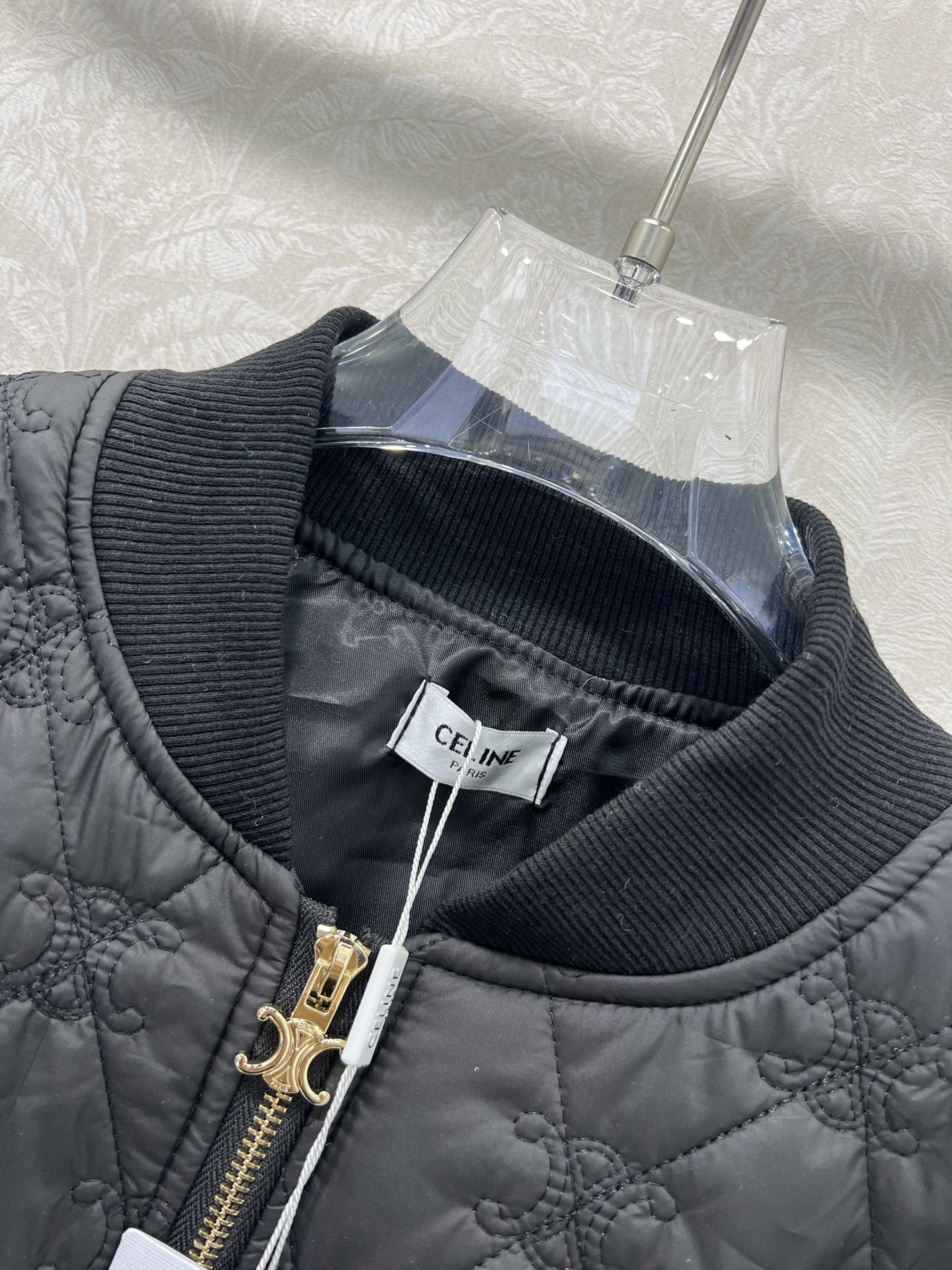 🔥🔥CELIN*25新款凯旋门刺绣棉服外套～定制五金 刺绣字母面料 袖口领口均以螺纹针织设计 帅气百搭 