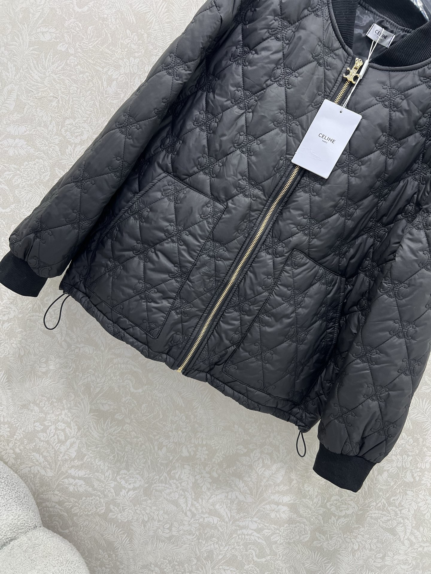 🔥🔥CELIN*25新款凯旋门刺绣棉服外套～定制五金 刺绣字母面料 袖口领口均以螺纹针织设计 帅气百搭 