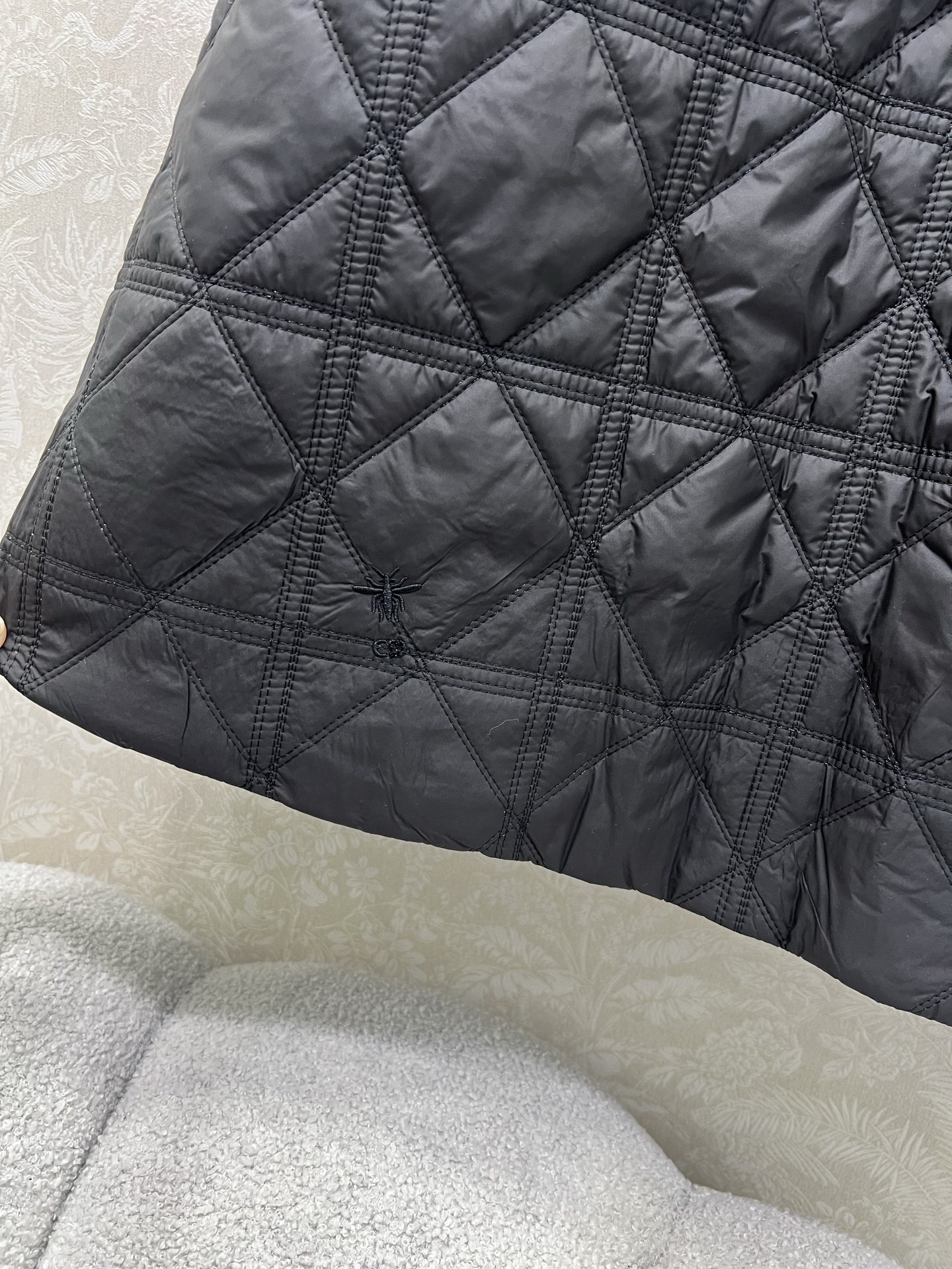 🔥🔥DIO*25新款藤格纹戴妃格夹棉大摆伞裙半裙 整体戴妃格 下摆小蜜蜂刺绣 帅气百搭 甜酷减龄 休闲街