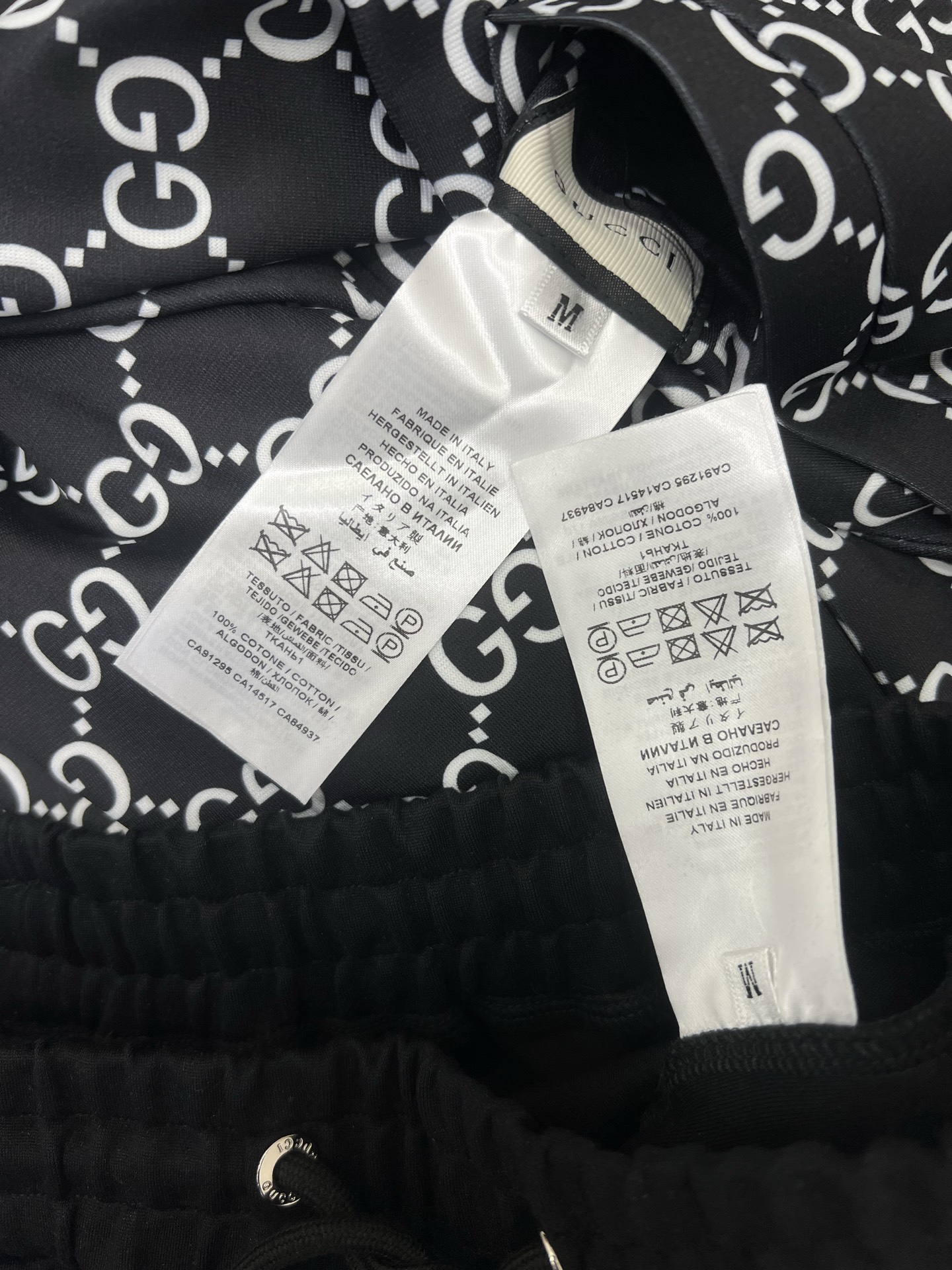 🔥🔥 Gucc* 25新款套装 双面连帽拉链外套➕小直筒长裤的组合 定制拉链头 内里双g老花印花 外套双