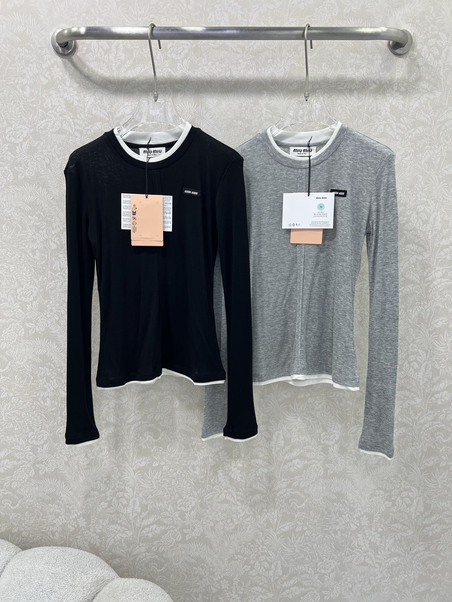 🔥🔥Miumi*25新款袖口撞色长袖打底上衣 定制YB进口天丝羊毛 质感细腻 穿搭舒适 胸前贴标凸显品牌