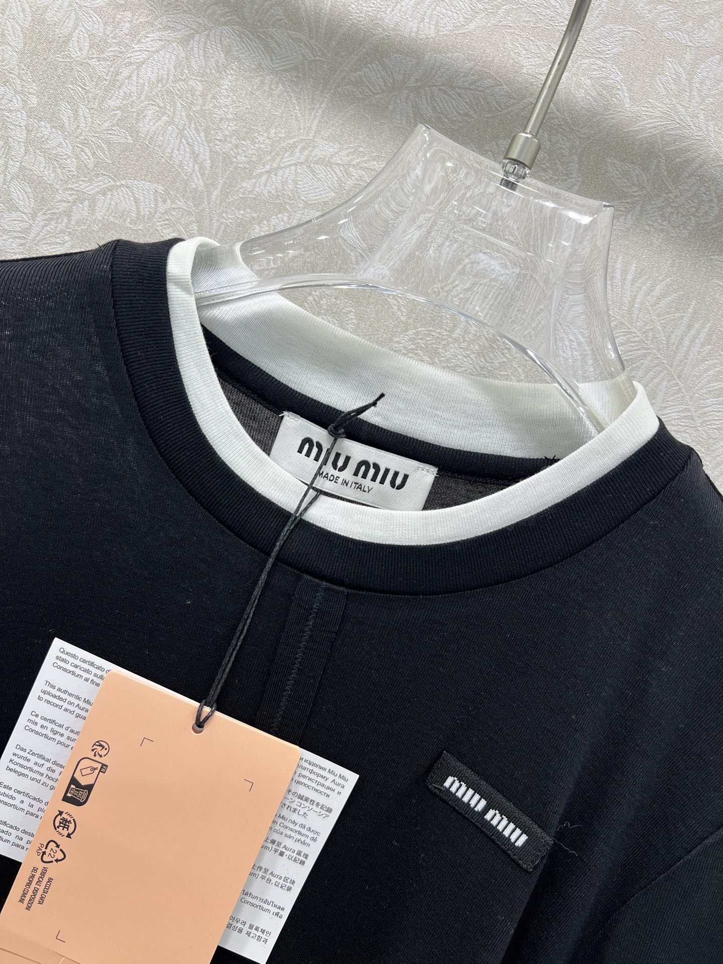 🔥🔥Miumi*25新款袖口撞色长袖打底上衣 定制YB进口天丝羊毛 质感细腻 穿搭舒适 胸前贴标凸显品牌