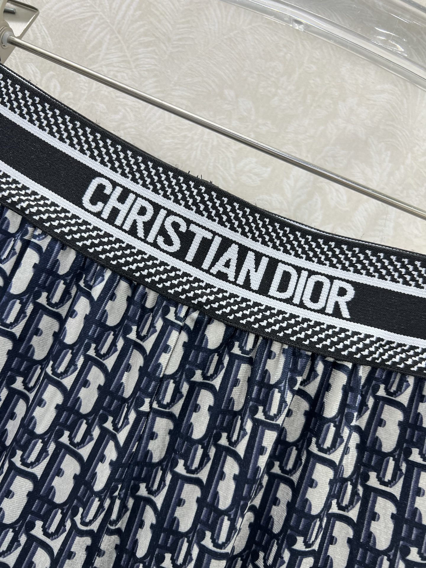 🔥🔥 DIO* 25新款丝绒阔腿裤 简约风气质阔腿休闲裤 腰头经典字母弹力织带 整套D字母印花 舒适感高