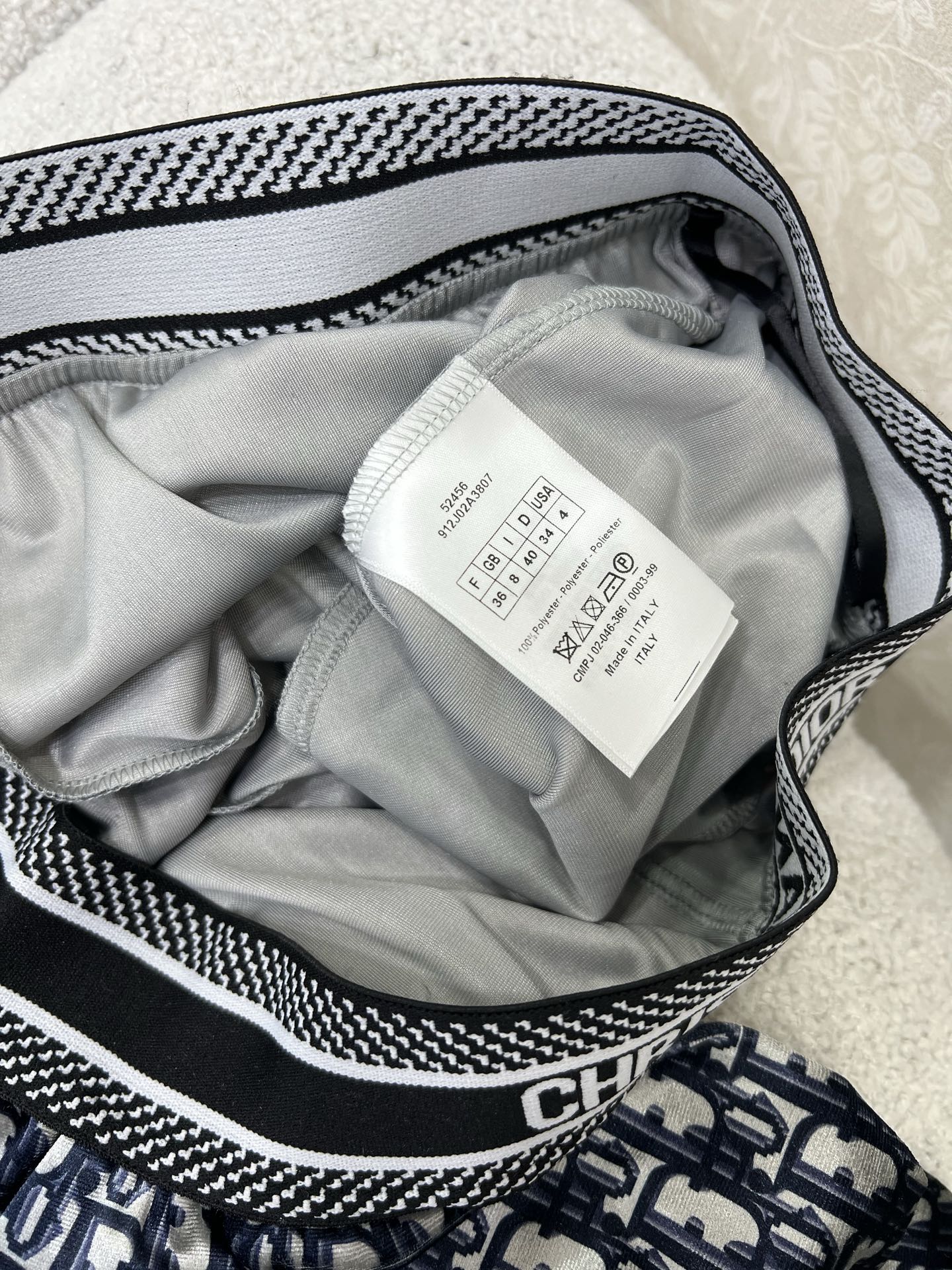 🔥🔥 DIO* 25新款丝绒阔腿裤 简约风气质阔腿休闲裤 腰头经典字母弹力织带 整套D字母印花 舒适感高