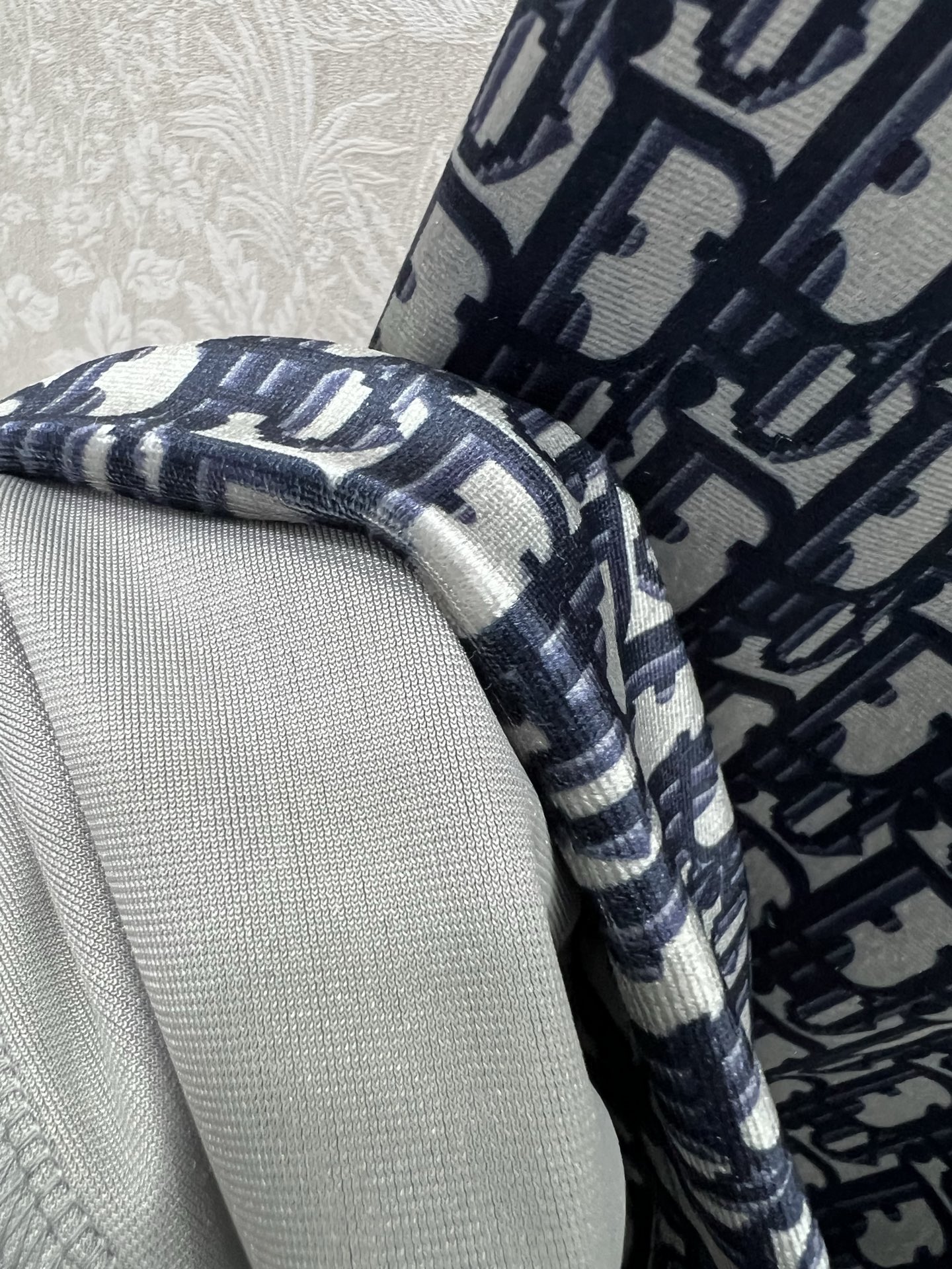 🔥🔥 DIO* 25新款丝绒阔腿裤 简约风气质阔腿休闲裤 腰头经典字母弹力织带 整套D字母印花 舒适感高