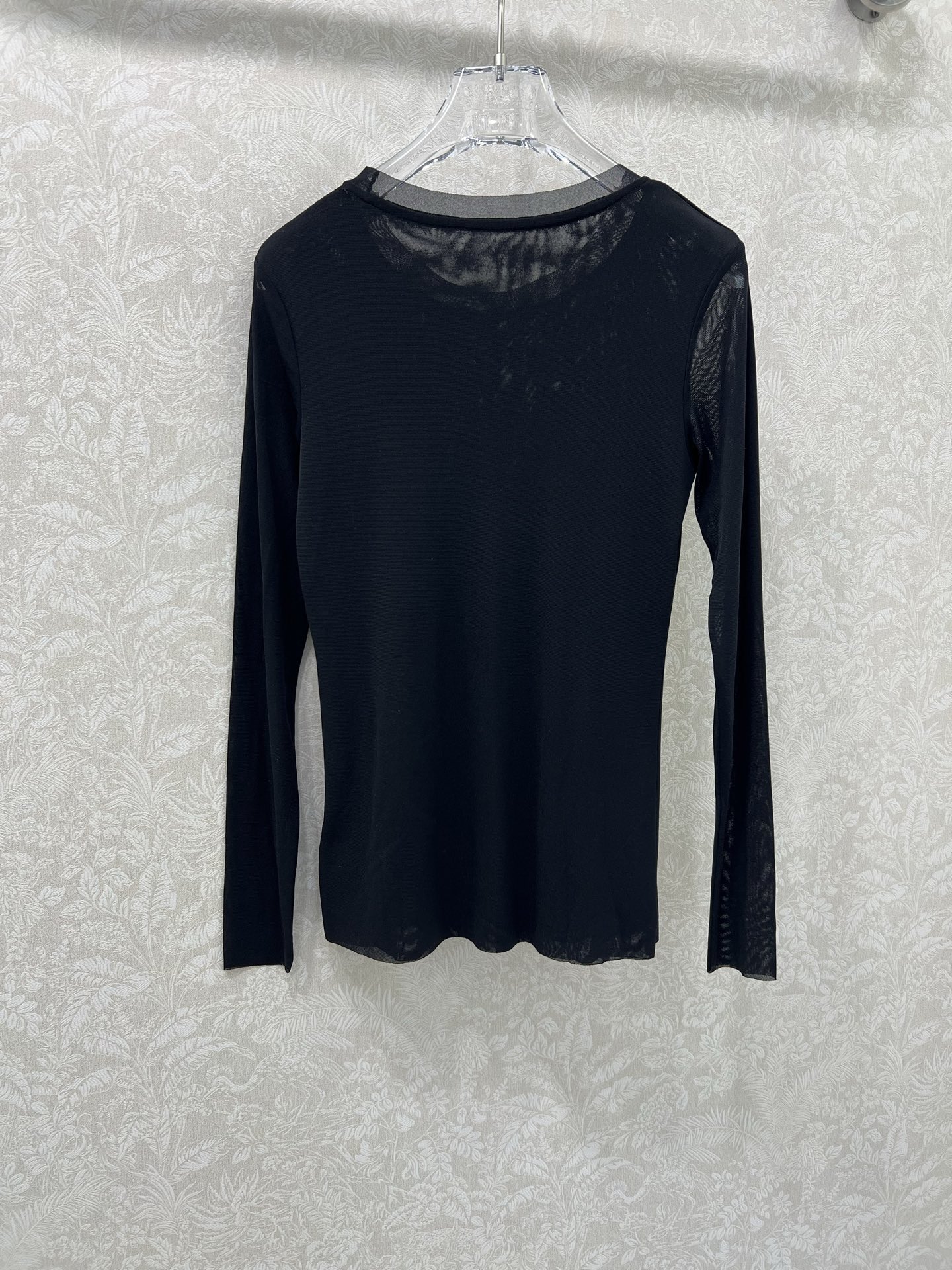 🔥🔥loew*25新款网纱打底 圆领打底上衣 胸前logo小金属装饰 网纱面料柔软亲肤 前片双层不走光 