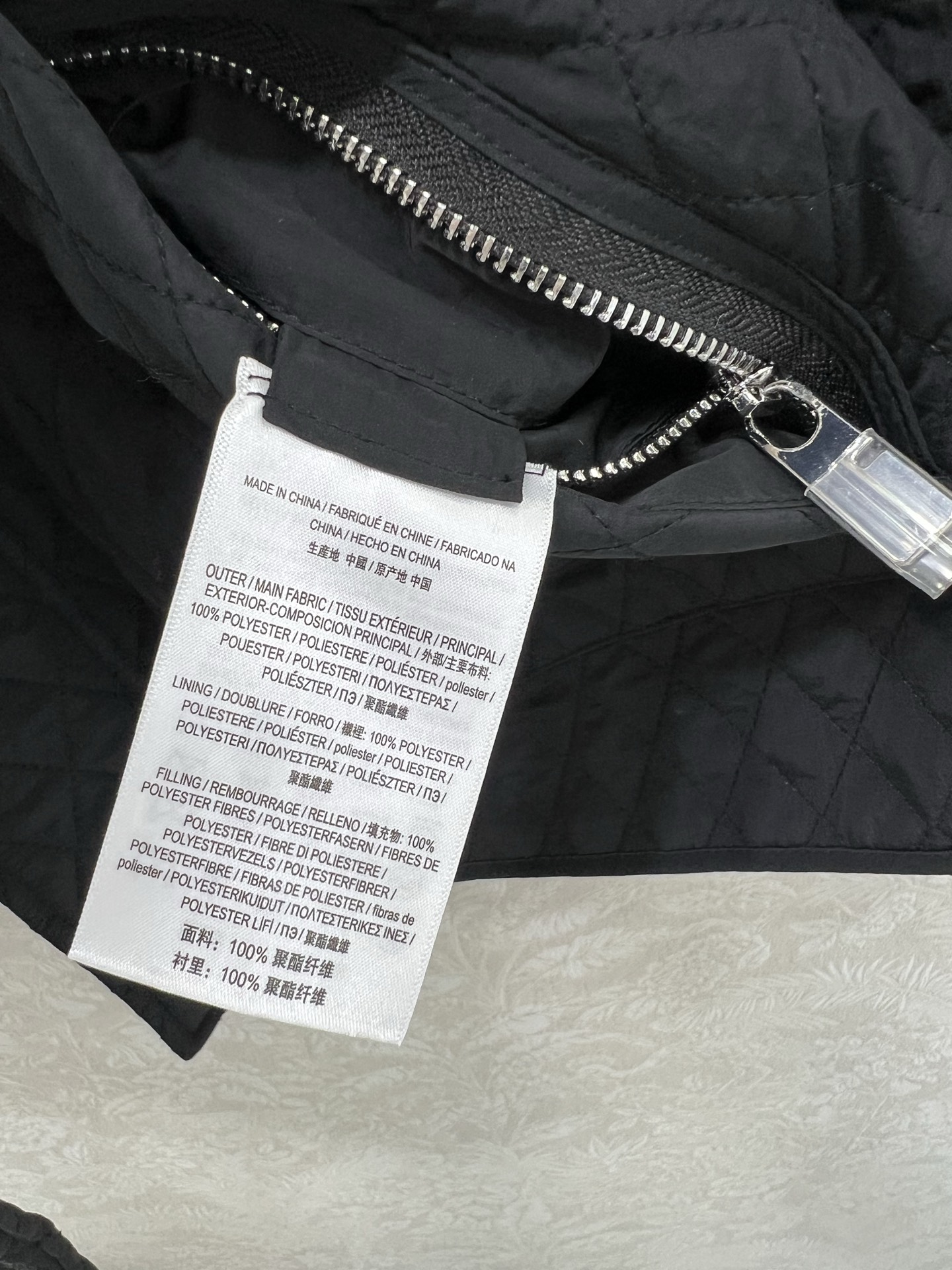 🔥🔥 burber*y 25秋冬新款棉衣棉服外套 帽子经典格纹可隐藏式设计非常亮眼 视觉冲击力强时髦度高