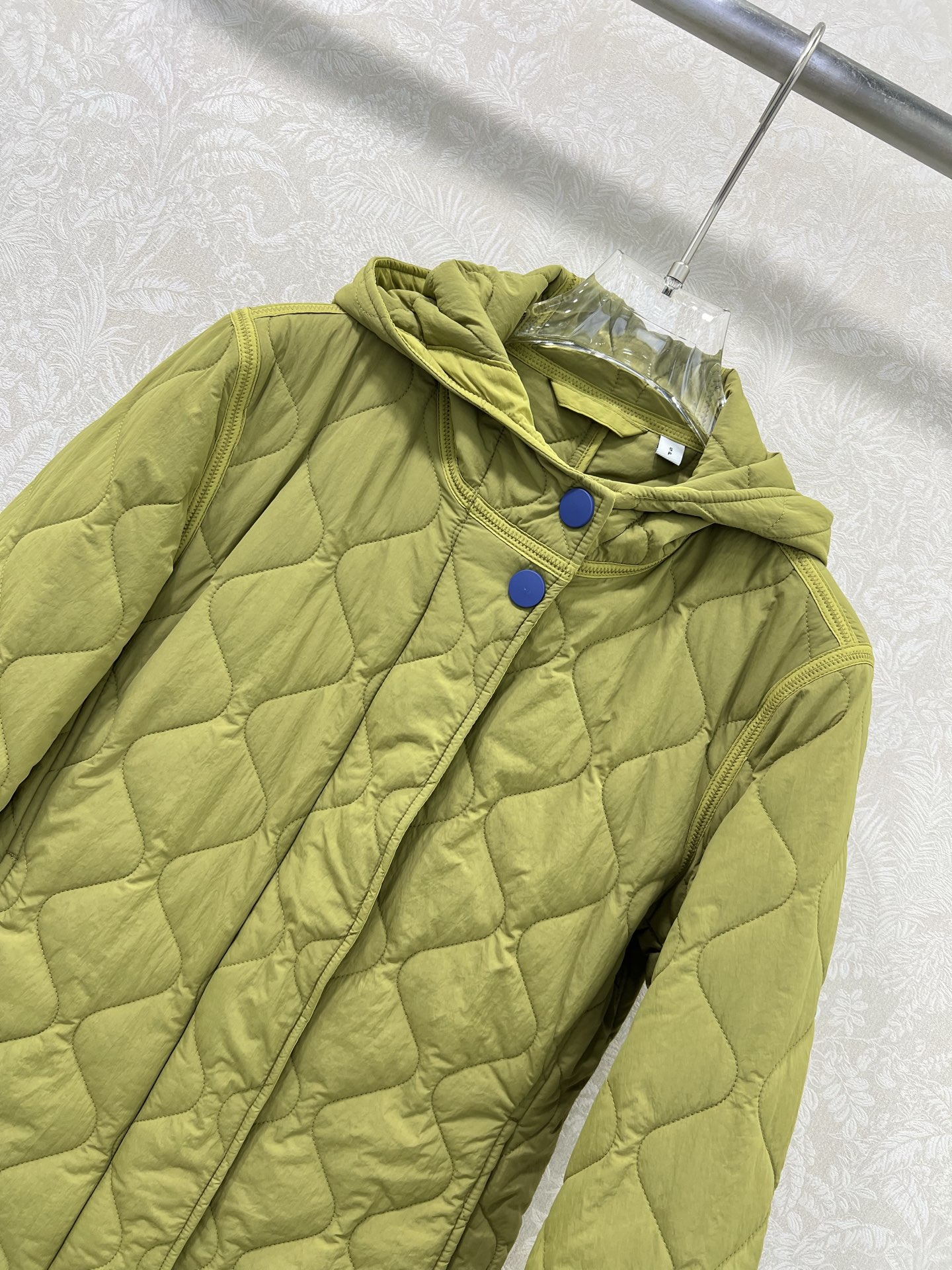 🔥🔥 burber*y 25秋冬新款棉衣连帽棉服外套 菱格扎线夹棉外套 衣角战马logo刺绣 微修身上身