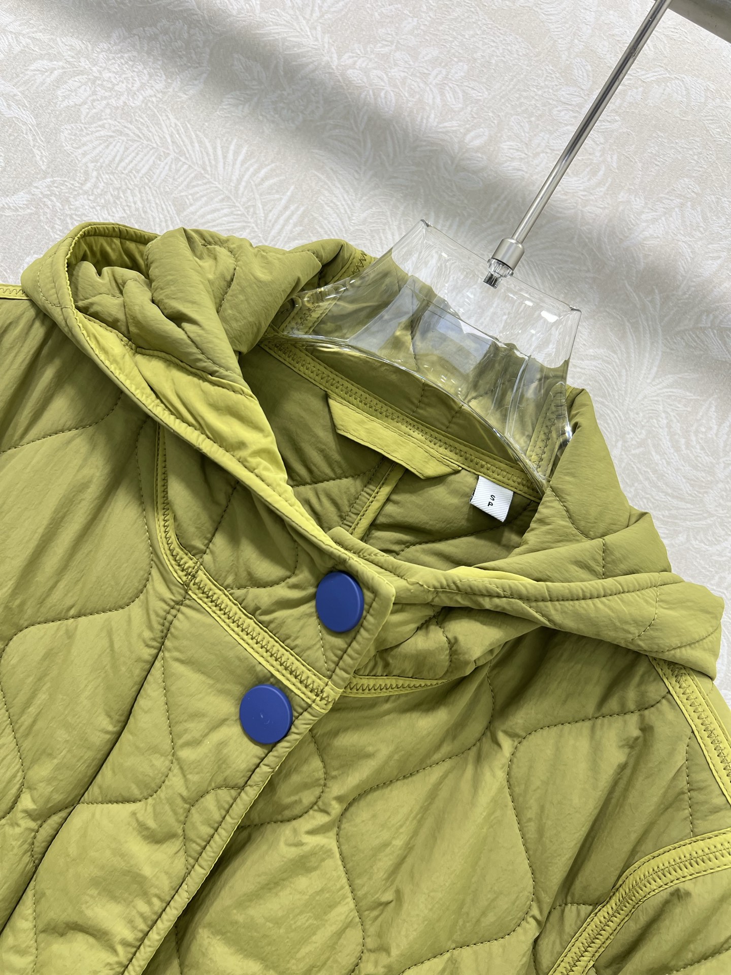 🔥🔥 burber*y 25秋冬新款棉衣连帽棉服外套 菱格扎线夹棉外套 衣角战马logo刺绣 微修身上身