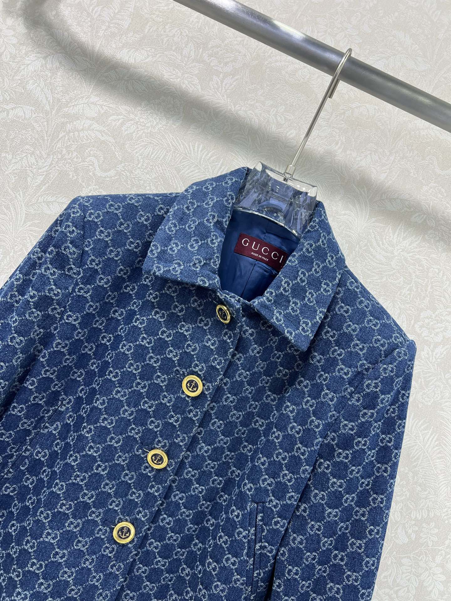 🔥🔥Gucc* 25新款复古洗水牛仔外套 整体双g老花设计 下摆马衔扣皮边装饰 经典翻领H版型时髦又高级