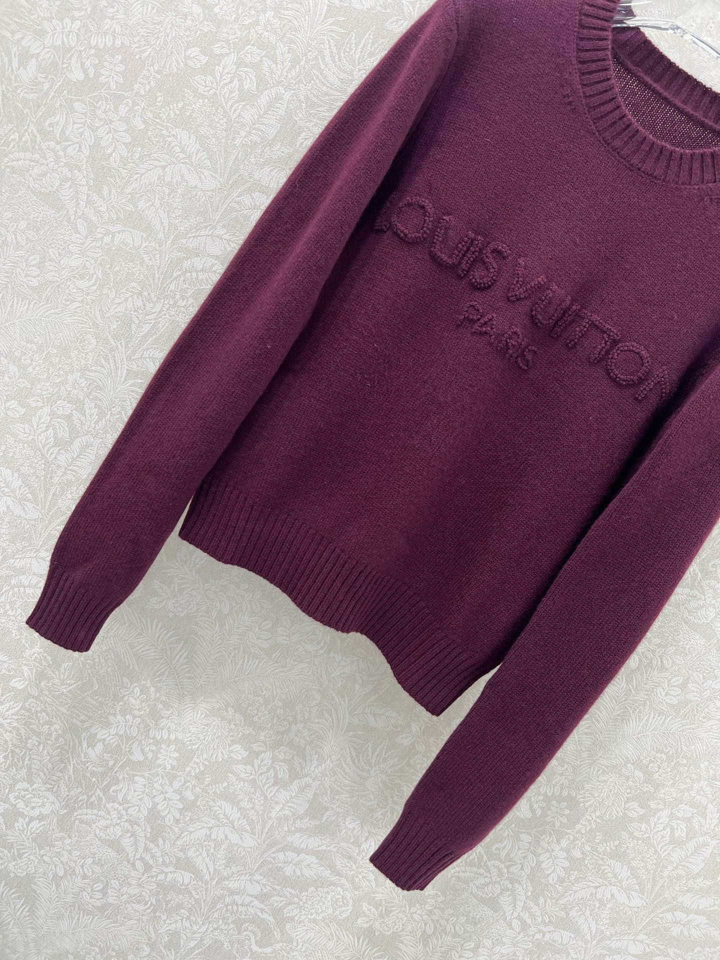 🔥🔥 Louis Vuitt*n25新款羊绒套头毛衣 高版本100%羊绒出品 胸前字母logo钩花 YB