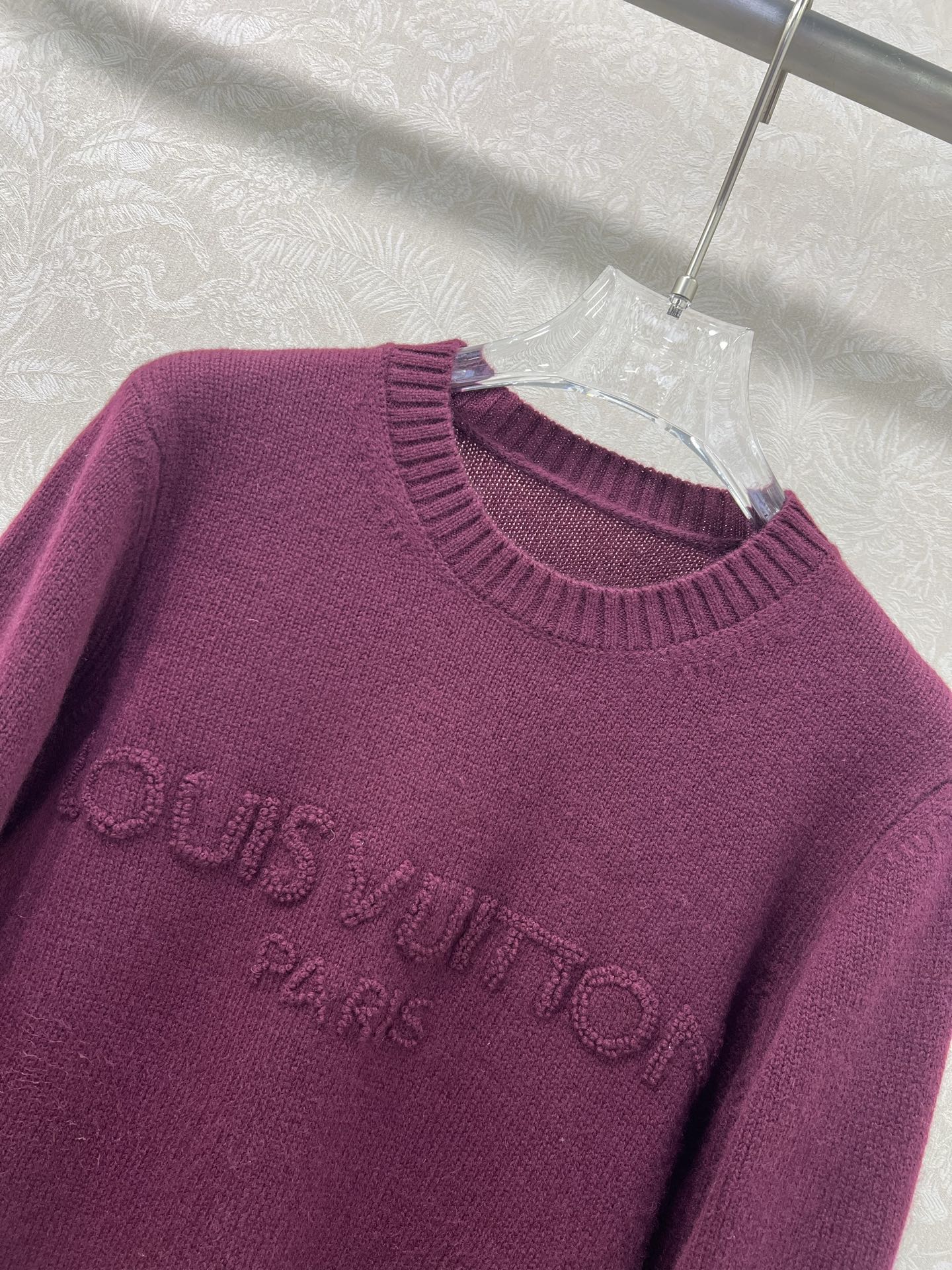 🔥🔥 Louis Vuitt*n25新款羊绒套头毛衣 高版本100%羊绒出品 胸前字母logo钩花 YB