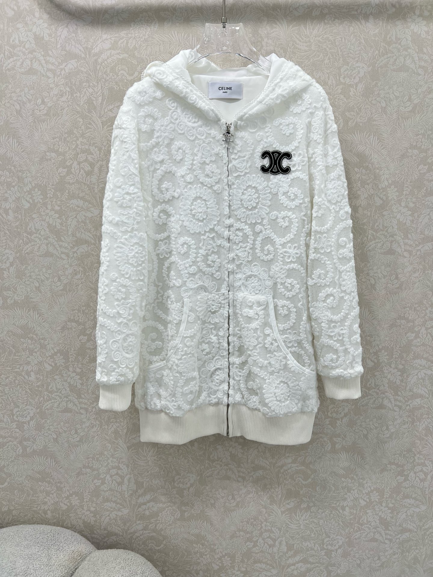 🔥🔥Celin*25新款水溶蕾丝连帽外套 定制蕾丝水溶花 超好看[色] 唯美仙女 胸前搭配凯旋门logo