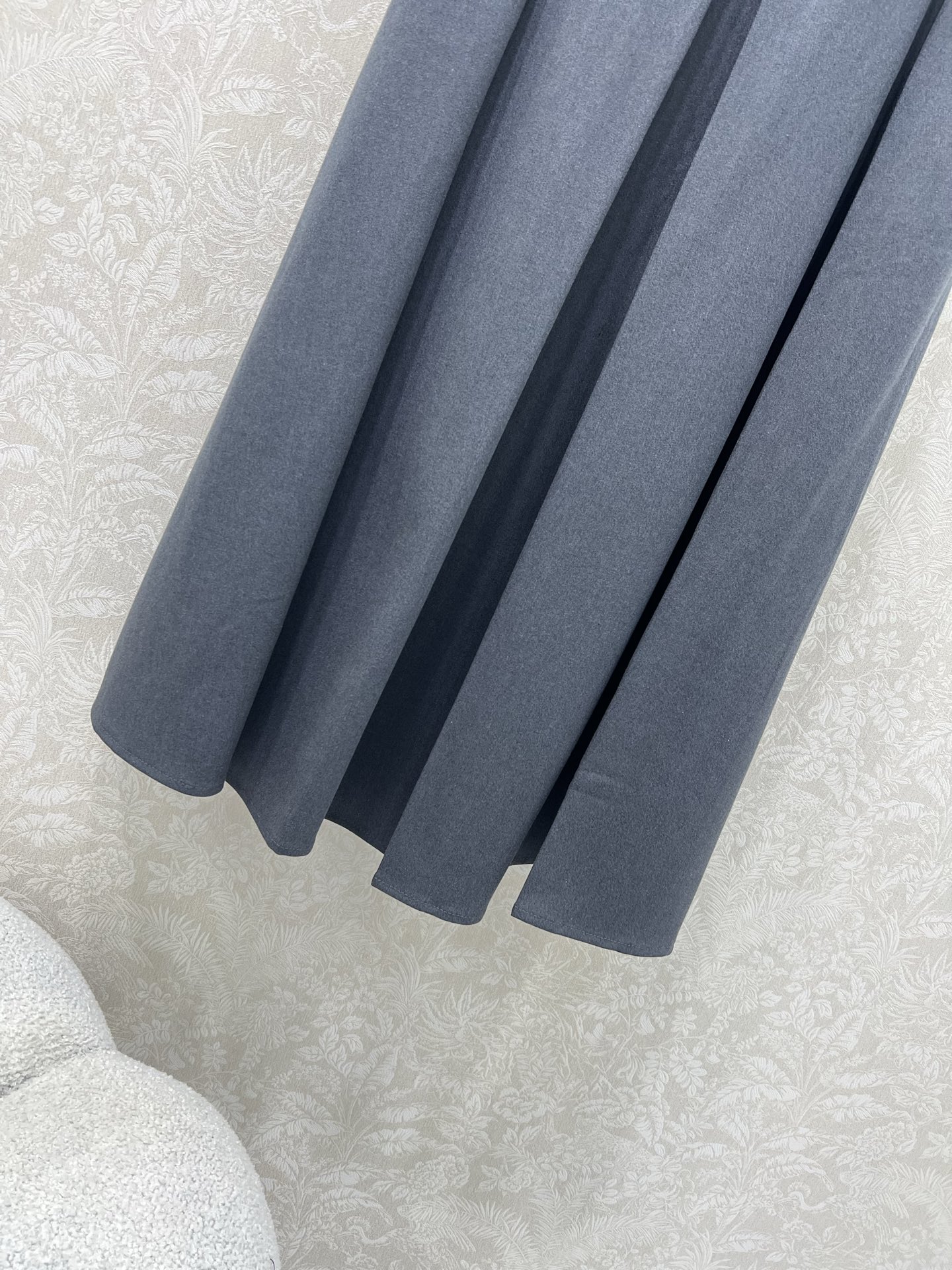 🔥🔥PRAD*PD家25新款腰包腰带半裙 定制YB进口磨毛材质 垂顺舒适 质感十足 三角标腰包腰带加持时