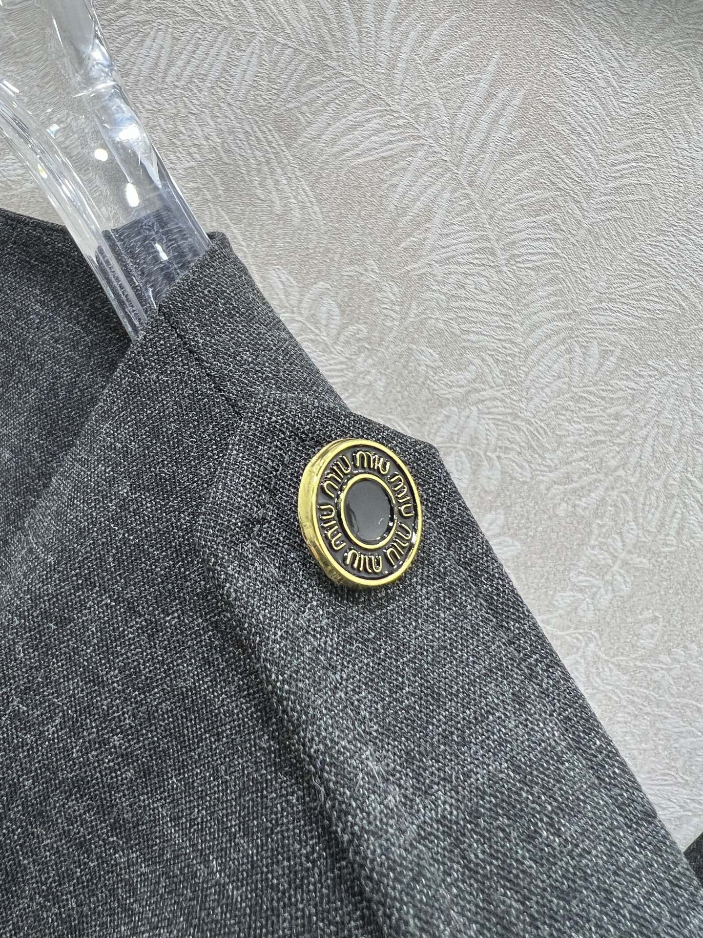 🔥🔥miumi*25新款含羊毛套装 经典圆领双排扣西服外套➕阔腿裤的组合 高级格雷灰 定制五金 上身就是