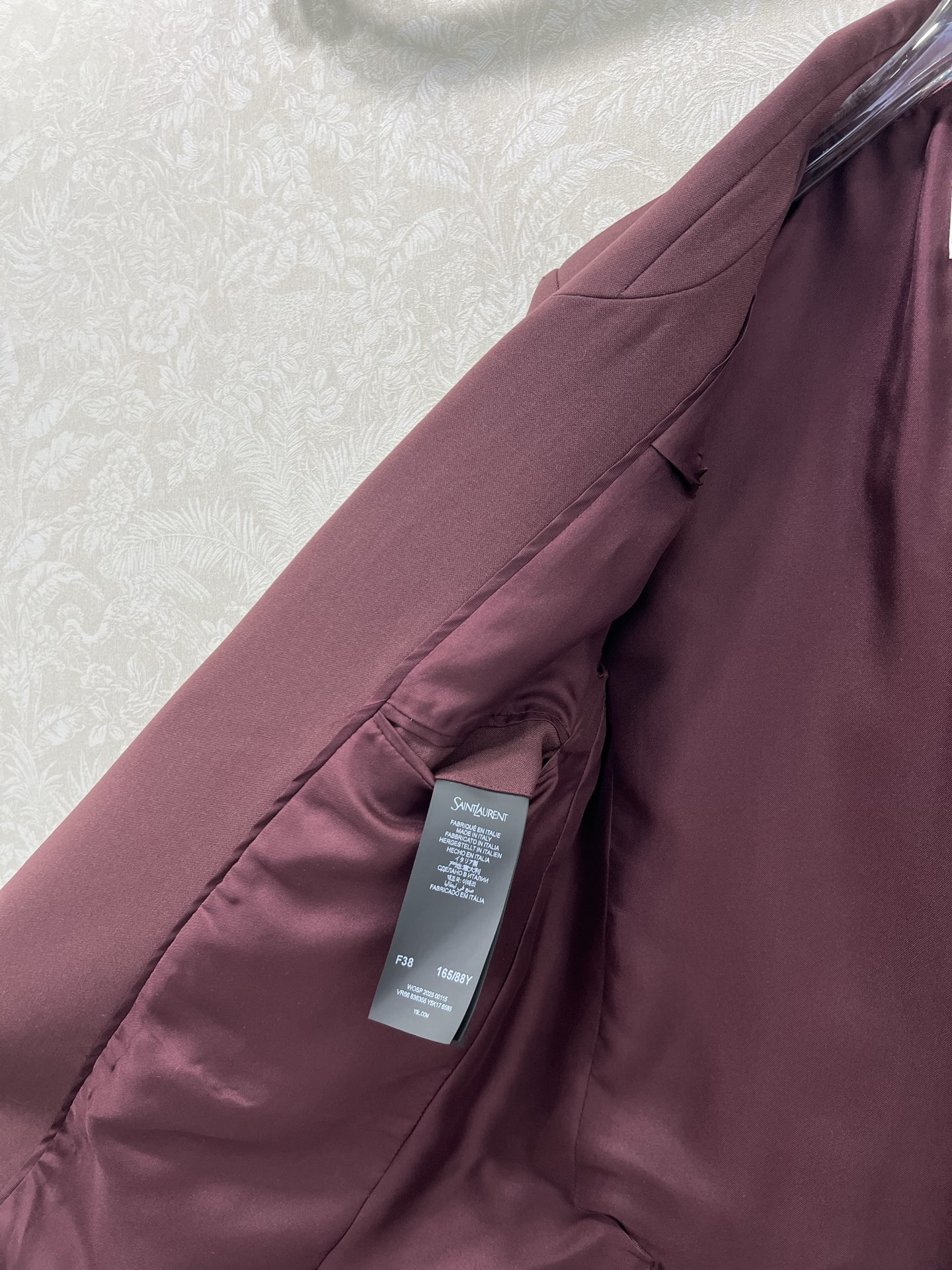 🔥🔥ysl 25新款丝毛西装外套 100%真丝内衬 行走的高定，长期主义老钱风穿搭，独家定制面料西装外套