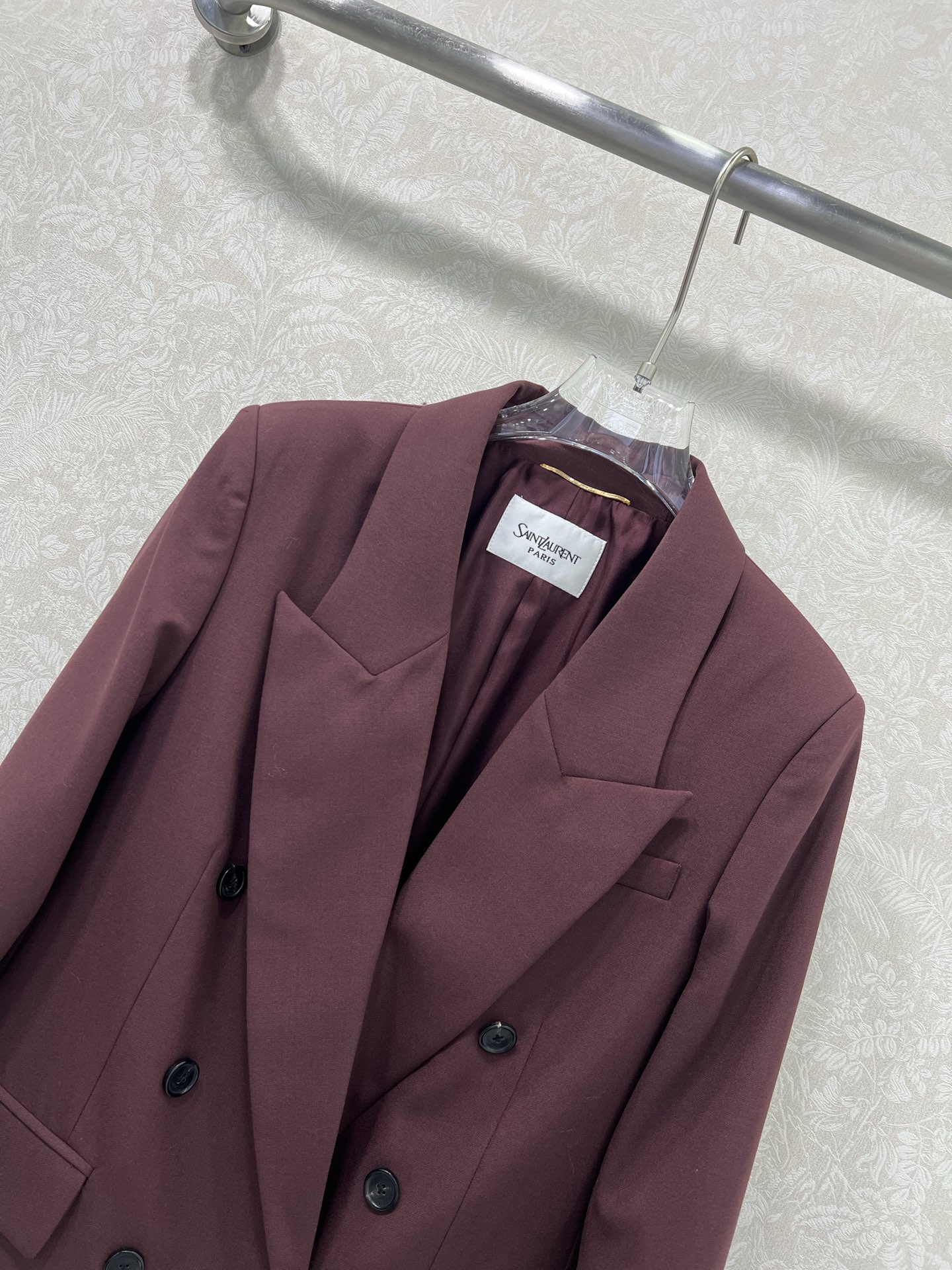 🔥🔥ysl 25新款丝毛西装外套 100%真丝内衬 行走的高定，长期主义老钱风穿搭，独家定制面料西装外套