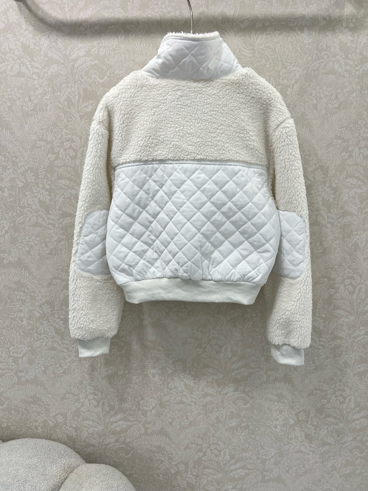 🔥🔥alo*25新款泰迪毛绒飞行外套 袖中口袋以及后背均以菱格夹棉拼接 韩版宽松版型 袖臂alo反光lo