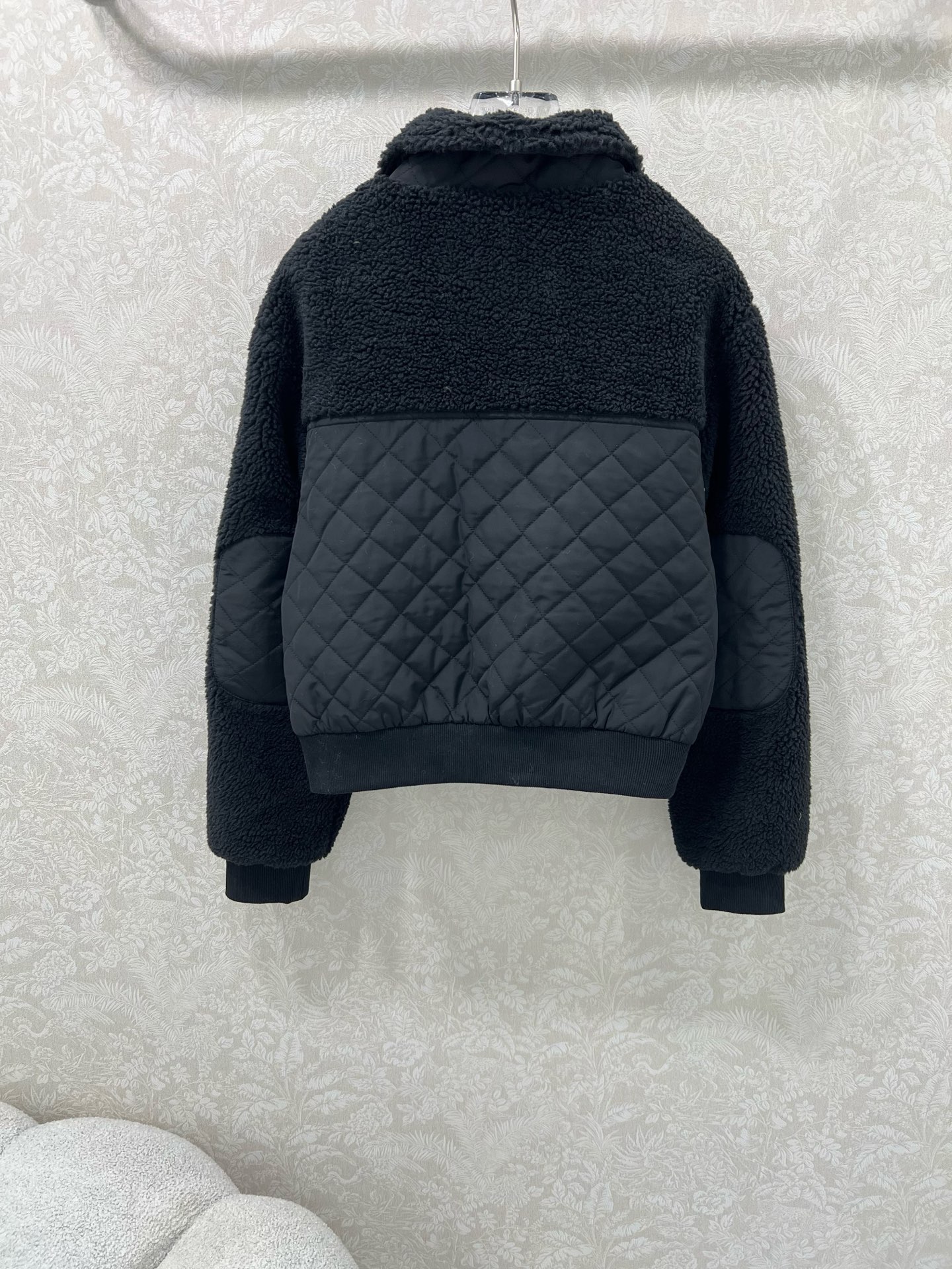 🔥🔥alo*25新款泰迪毛绒飞行外套 袖中口袋以及后背均以菱格夹棉拼接 韩版宽松版型 袖臂alo反光lo