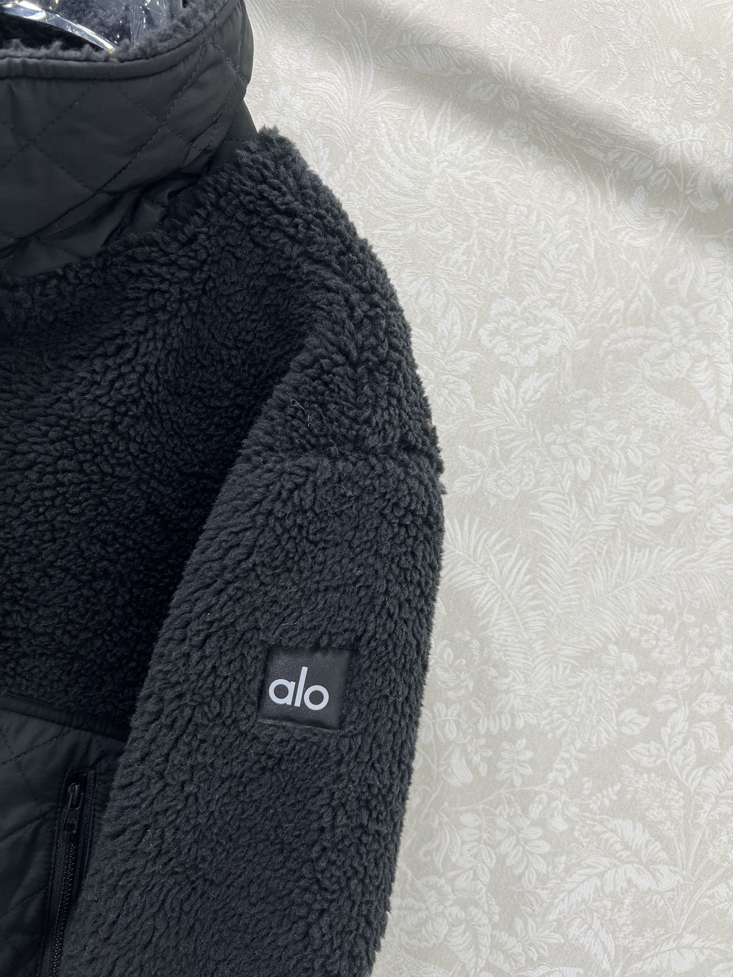 🔥🔥alo*25新款泰迪毛绒飞行外套 袖中口袋以及后背均以菱格夹棉拼接 韩版宽松版型 袖臂alo反光lo