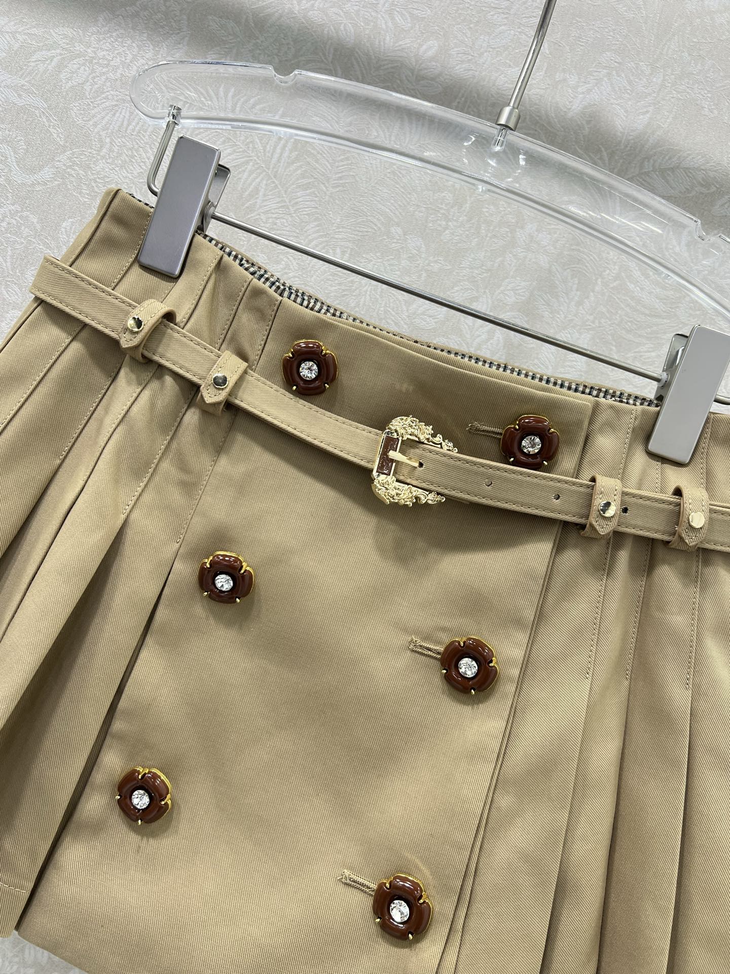 🔥🔥miumi*25早秋新款重工百褶短裙 搭配定制腰带 内搭配送可拆卸格子花苞安全裤 安全感满满 定制五