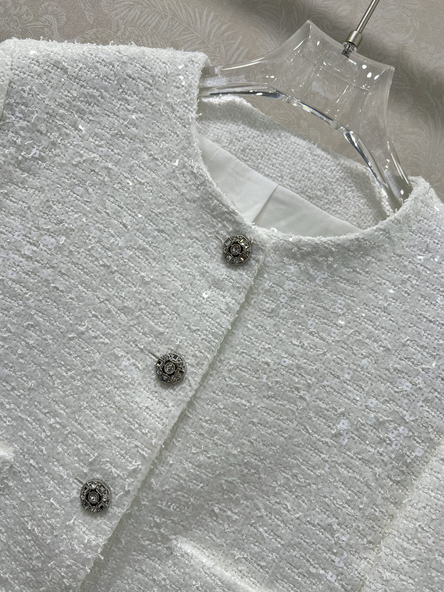 🔥🔥 Chan*l 25新品亮片🤎编织小外套！高级又时髦的重工编织软花呢面料质感柔软细腻！经典双口袋3D